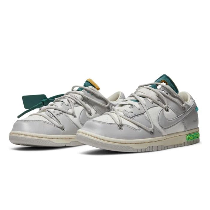 Off - White x Dunk Low Lot 42 of 50