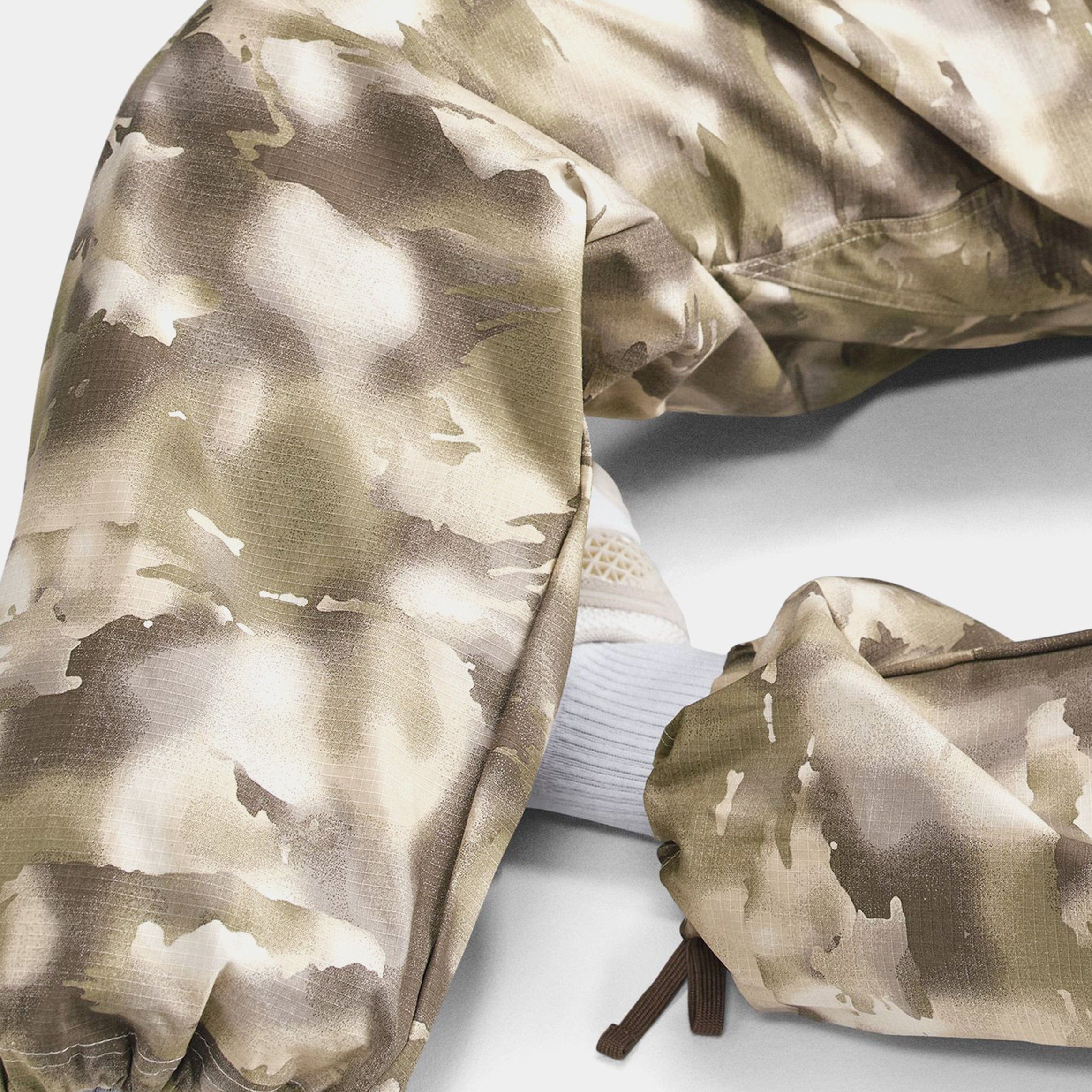 Nike NSW Overzised Camo Cargo Womens Pants (Beige/Brown)
