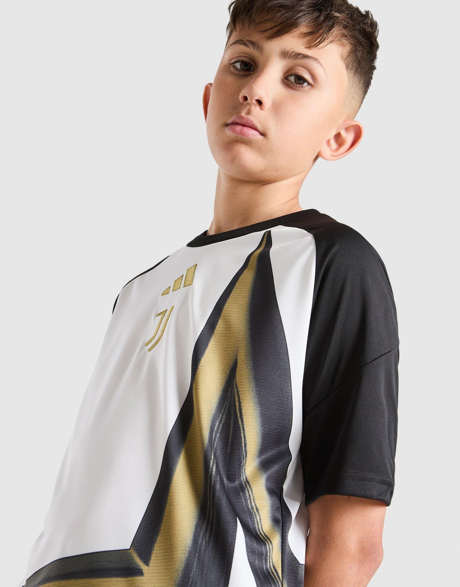 adidas Juventus 2026/27 Pre Match Shirt Junior