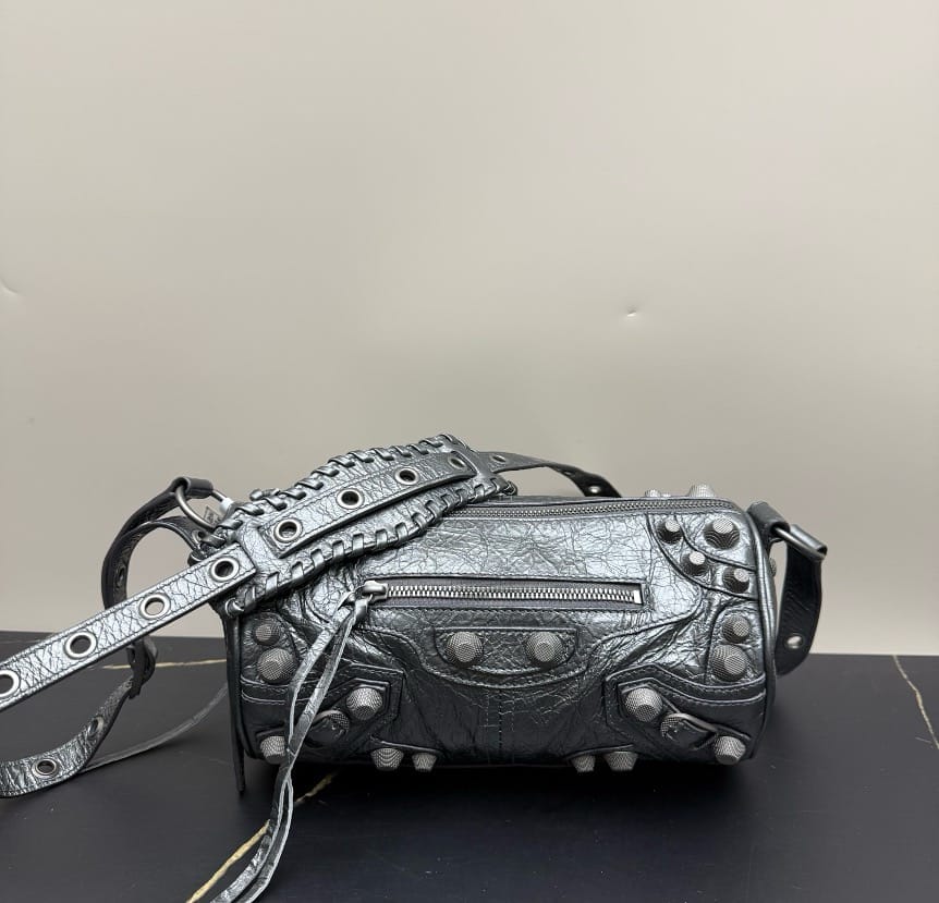 Balenciaga Metallic Grey Distressed Lambskin Neo Classic Barrel Bag 22973258