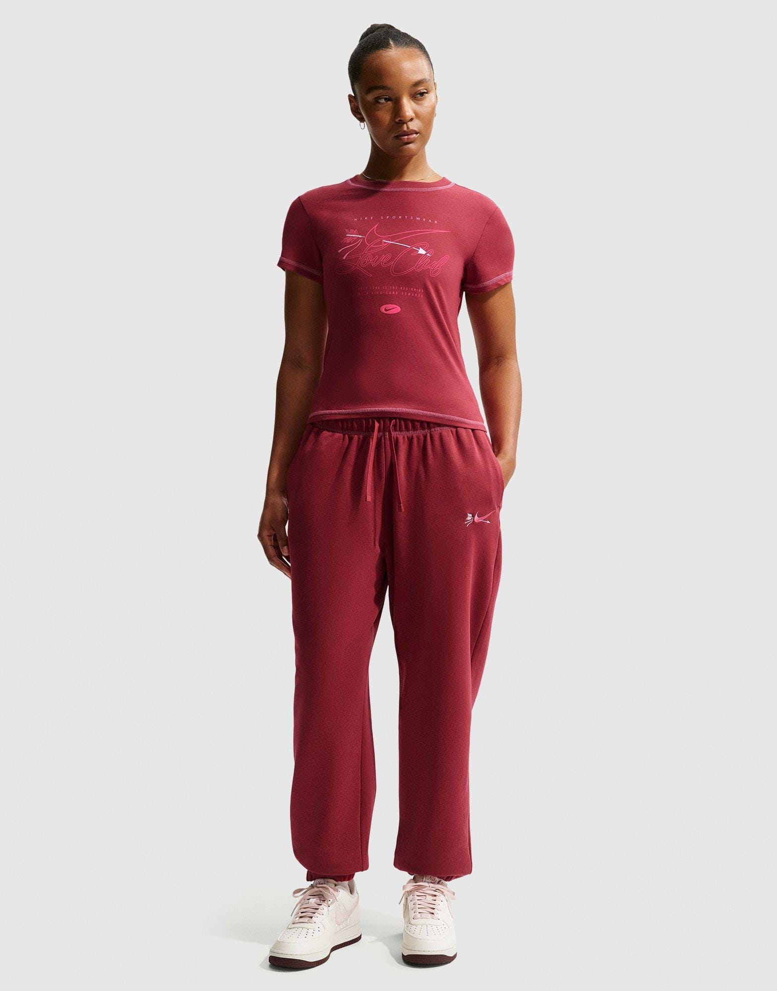 Nike Sportswear Chill Knit Cropped T - Shirt