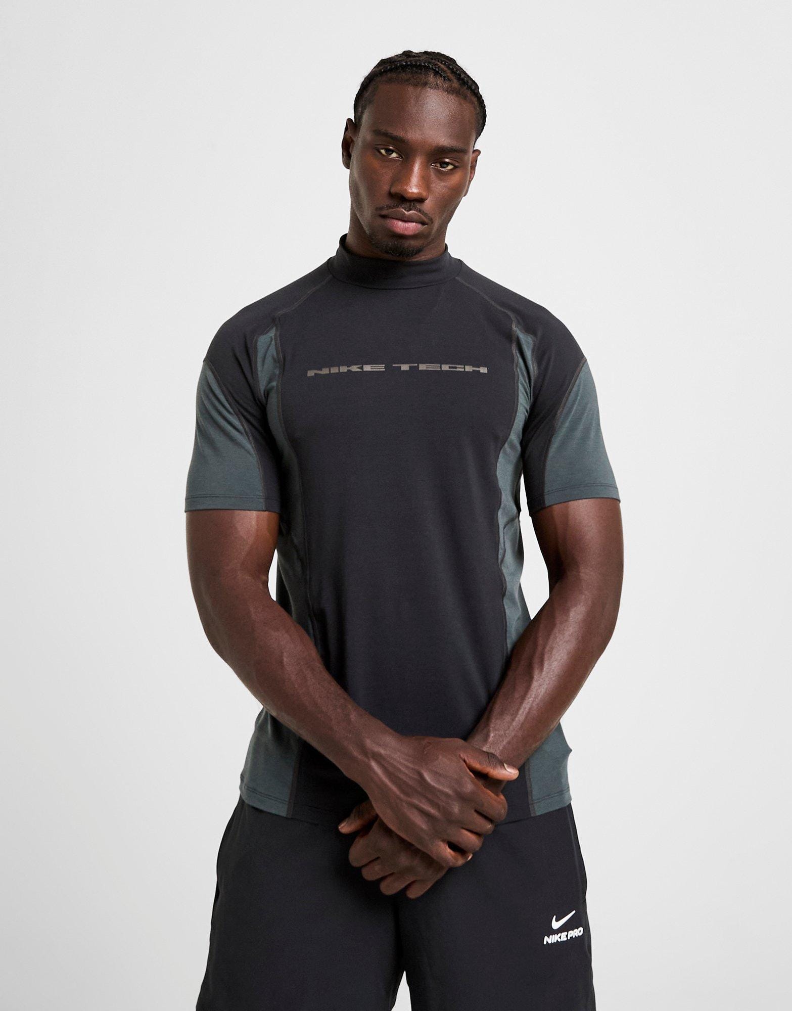 Nike Tech Baselayer T - Shirt