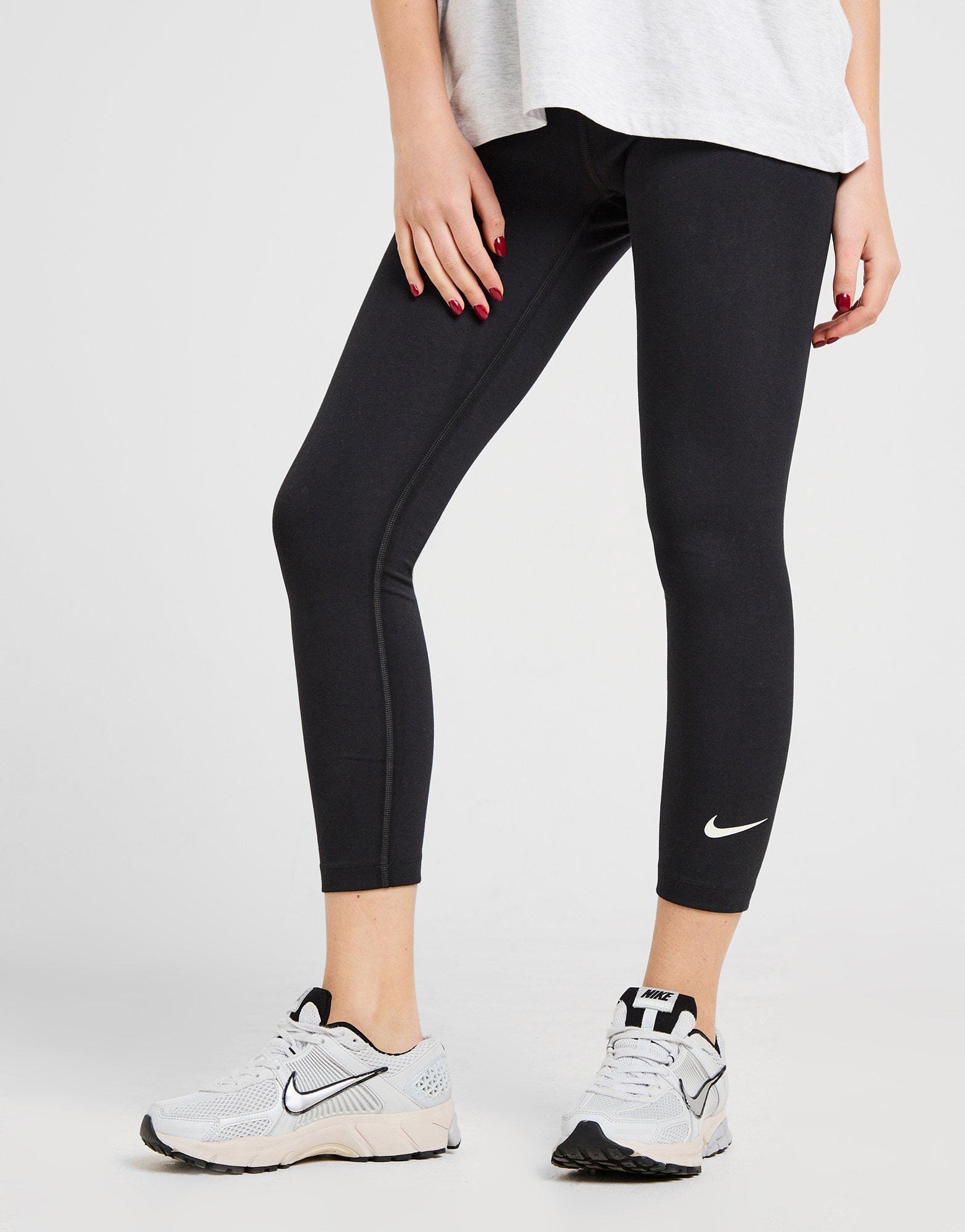 Nike Club Leggings