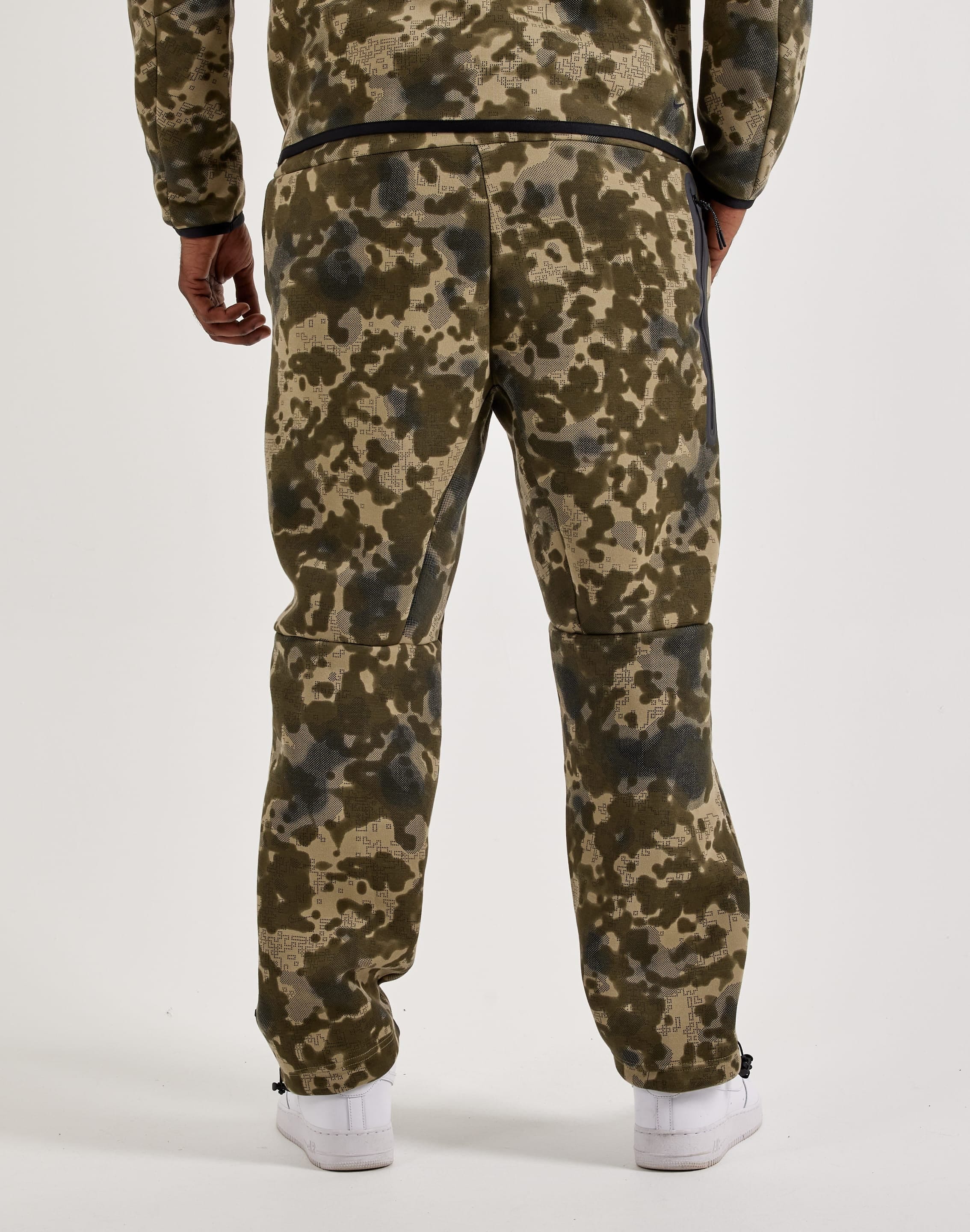 Nike Tech Fleece Open - Hem Pants