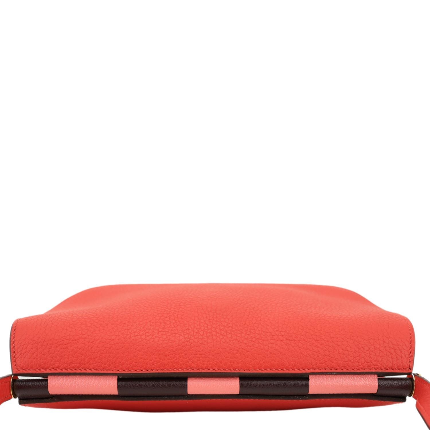 HERMES Saut Clemence Leather Shoulder Bag Red