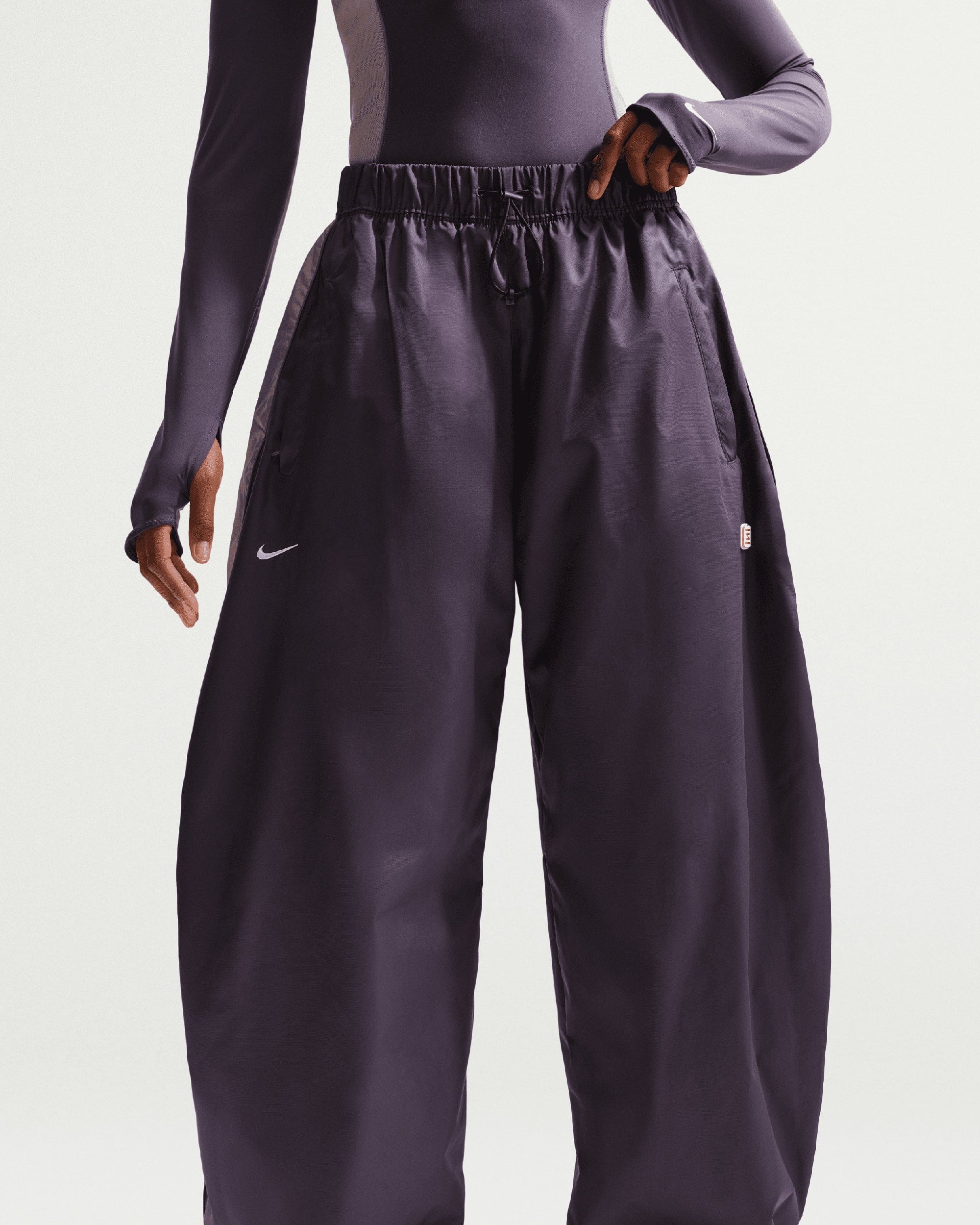 Nike Pantalones de chandal Relaxed Nike Sportswear Shox para mujer