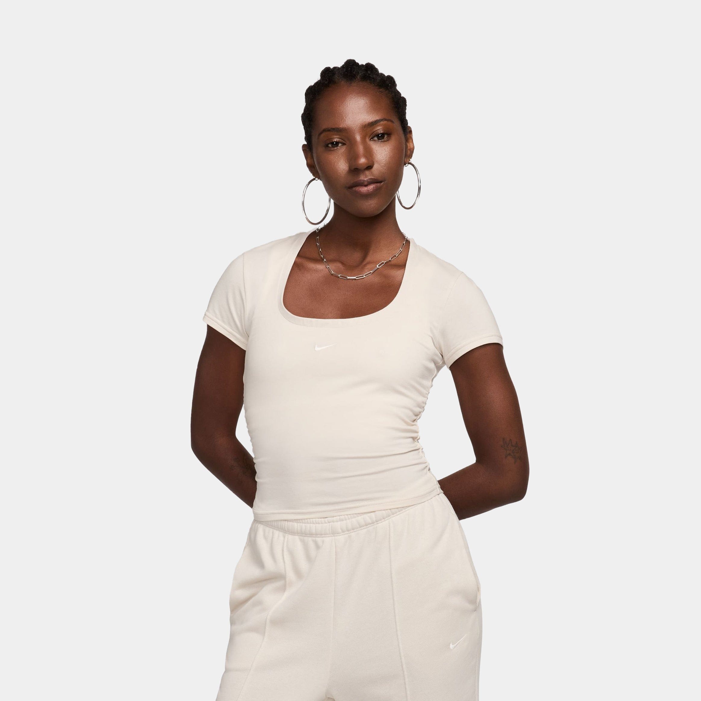 Nike NSW Chill Knit Square Neck Womens Short Sleeve Shirt (Brown/White)