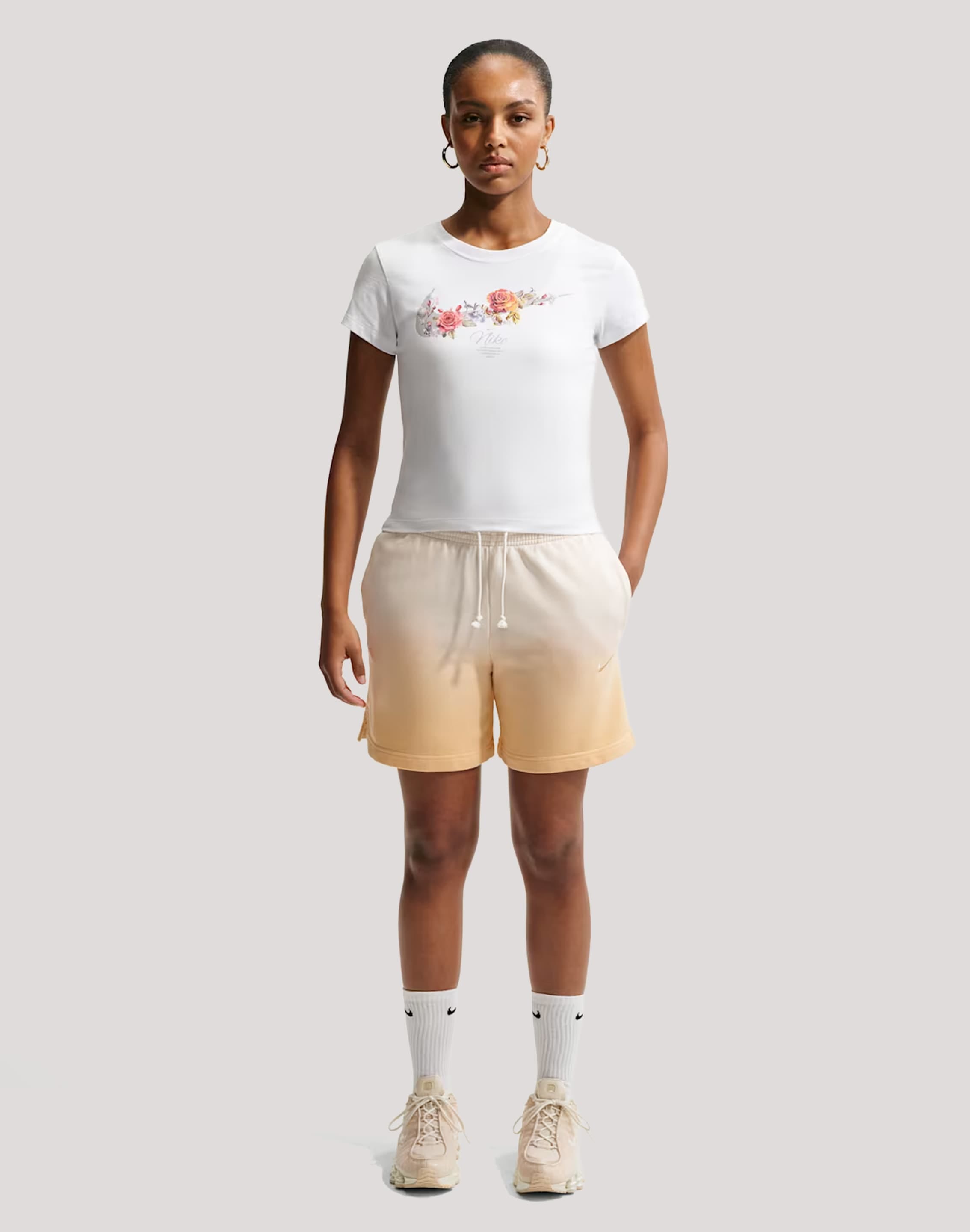 Nike Chill Knit Slim Cropped T-Shirt