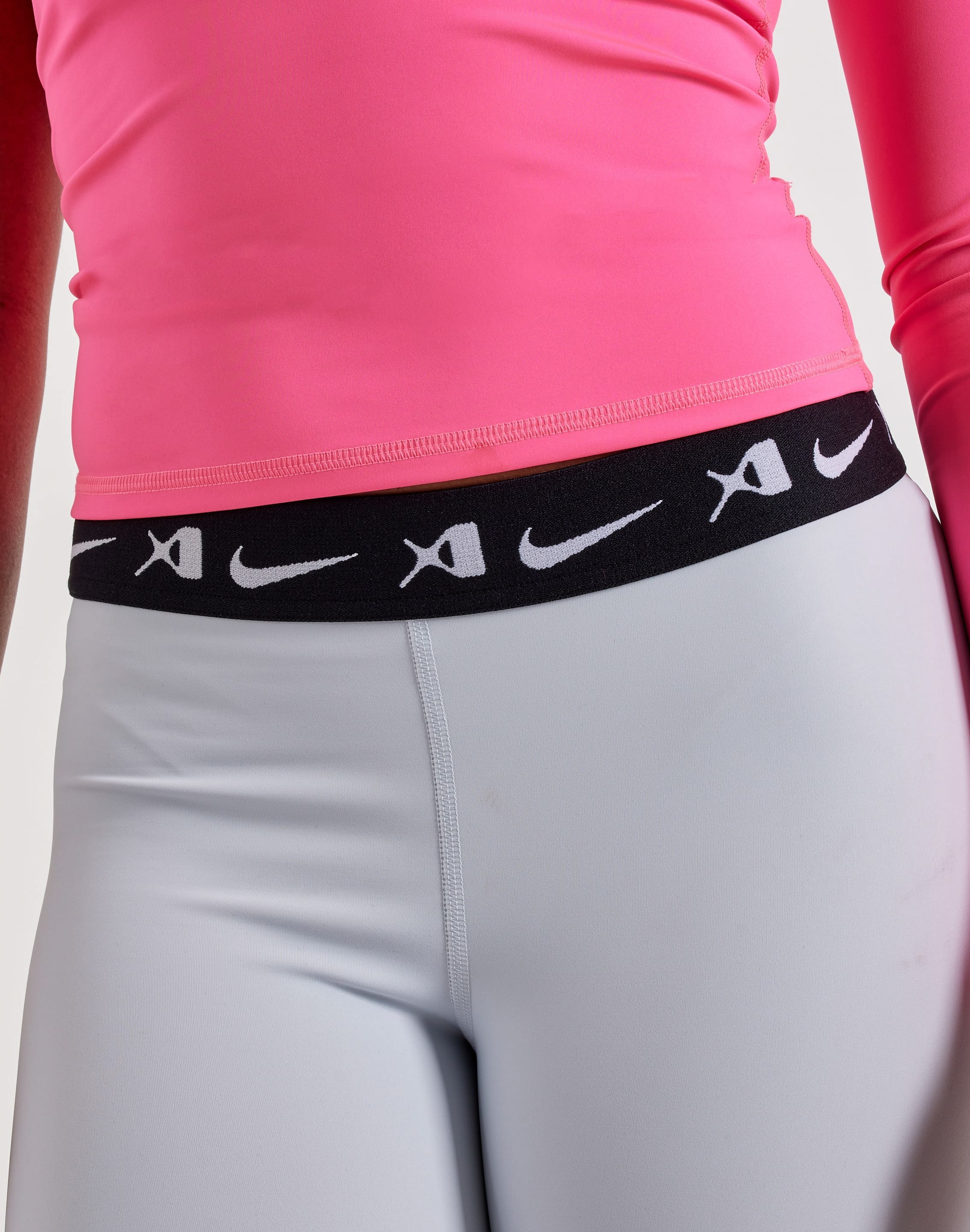 Nike A'ja Wilson A'symmetric Reversible Single - Leg Basketball Leggings