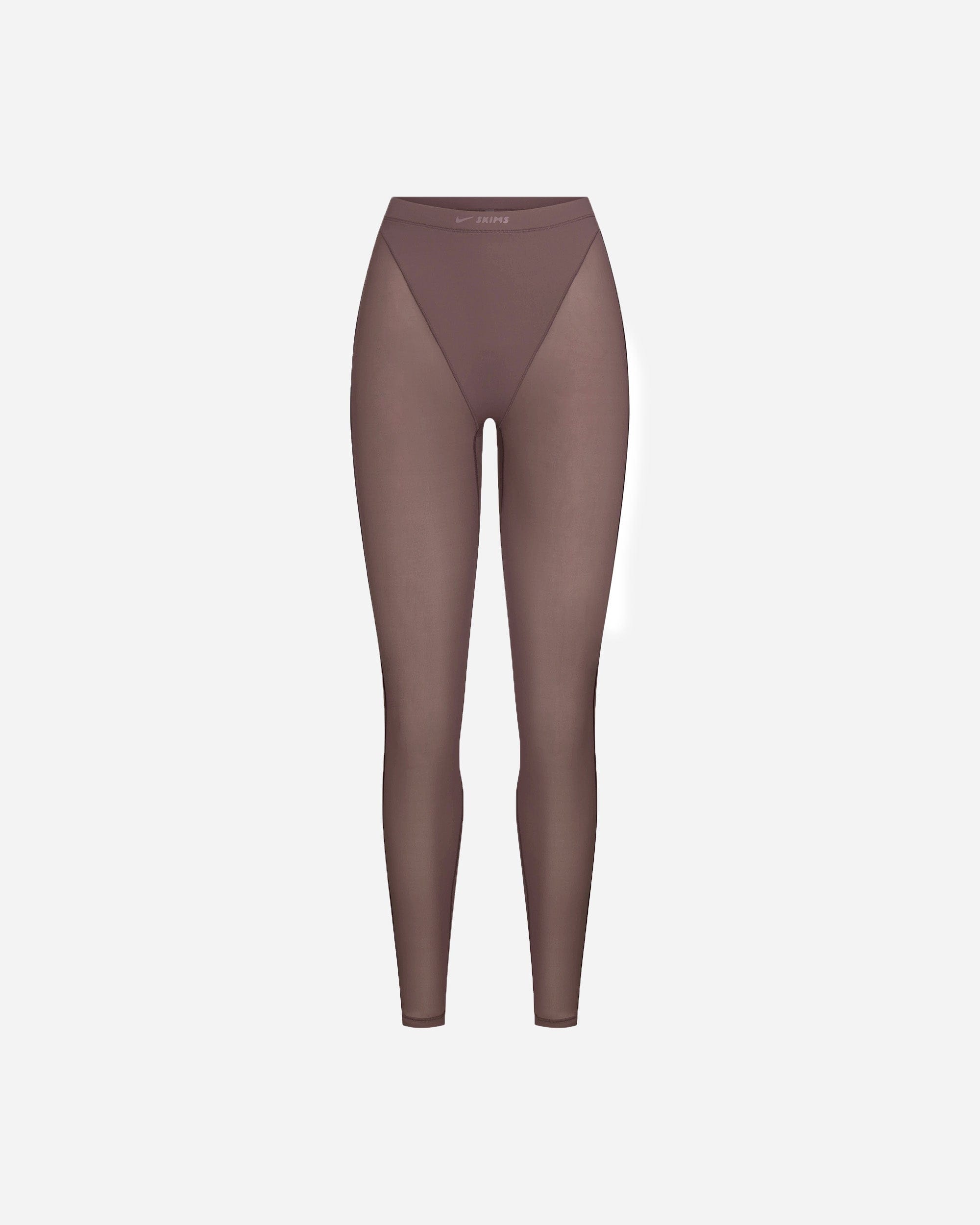 NikeSKIMS Weightless Layers V - Panel Legging 26 Inch