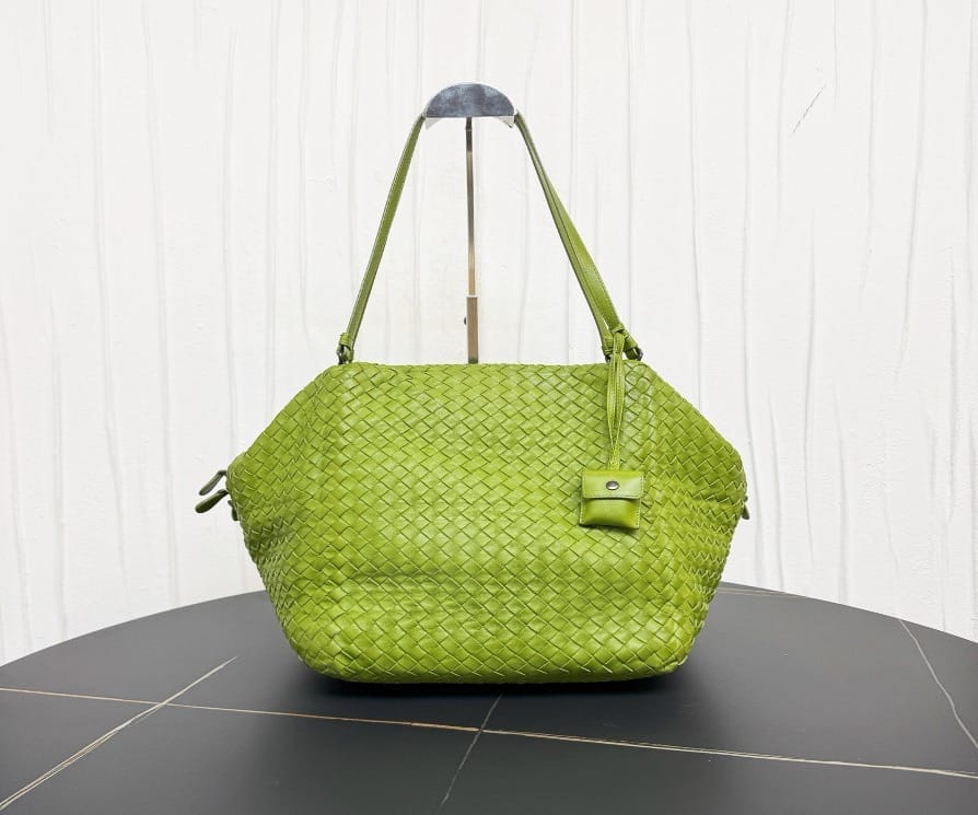 Bottega Veneta Lime Green Woven Handbag 25 17763362
