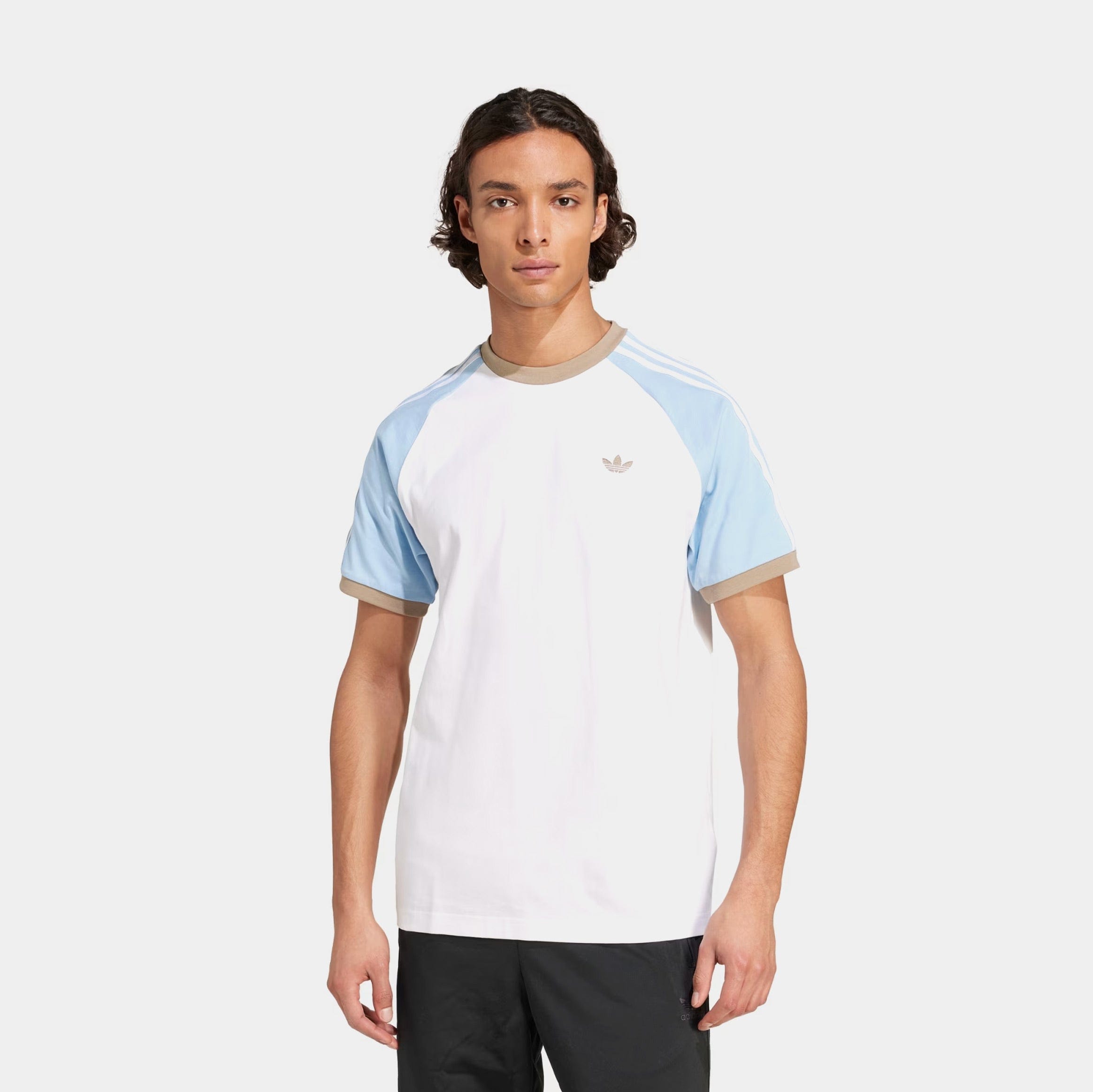 adidas Original Cali 3 Stripes Mens Short Sleeve Shirt (White/Clear Sky/Blanch Cargo)