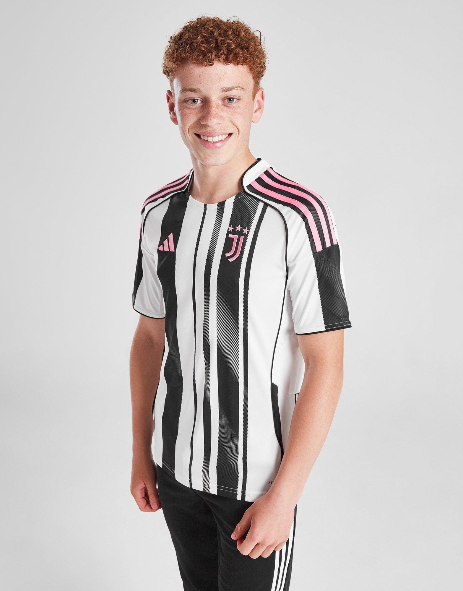 adidas Juventus 2025/26 Home Shirt Junior