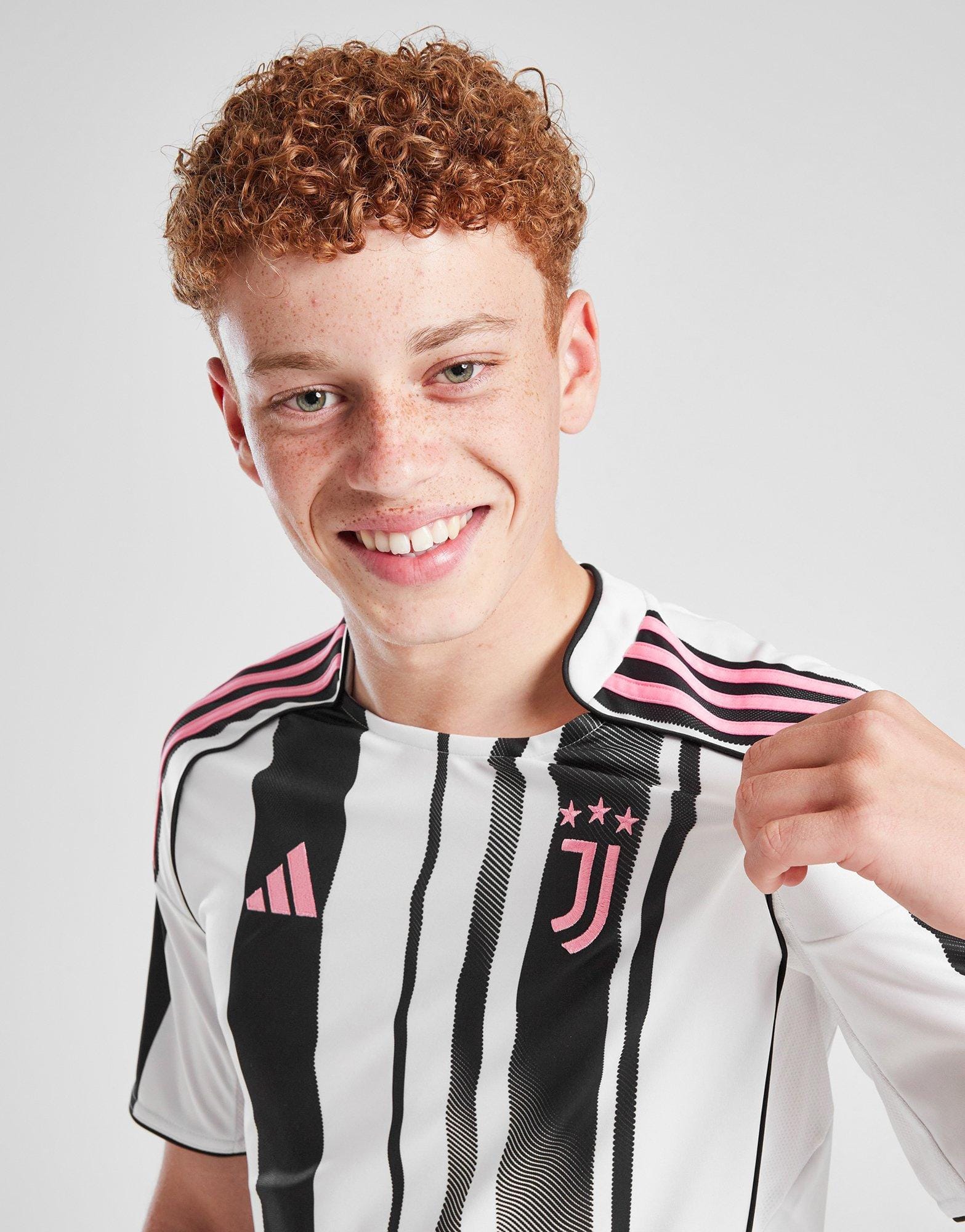 adidas Juventus 2025/26 Home Shirt Junior