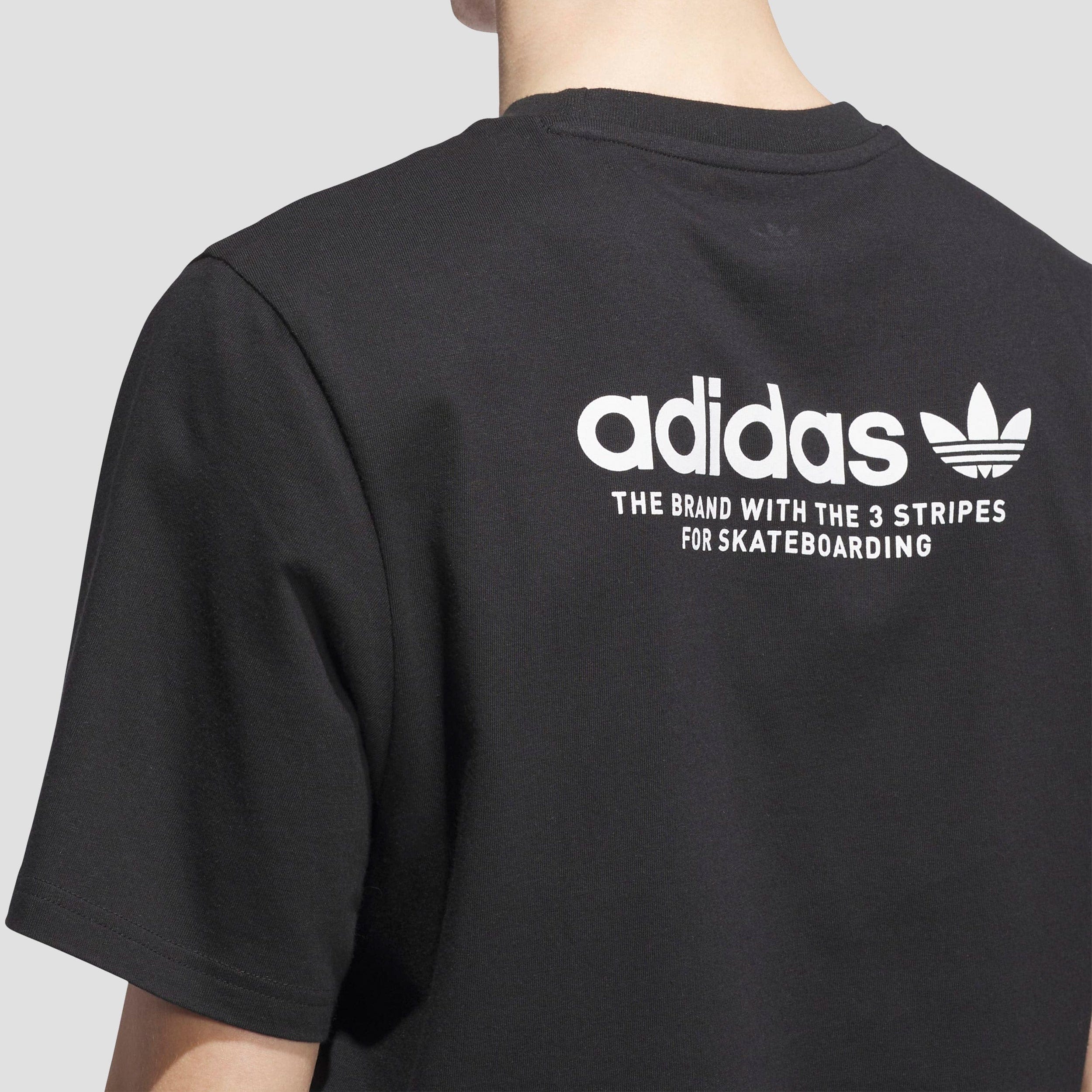 adidas 4.0 Logo T - Shirt Black / White