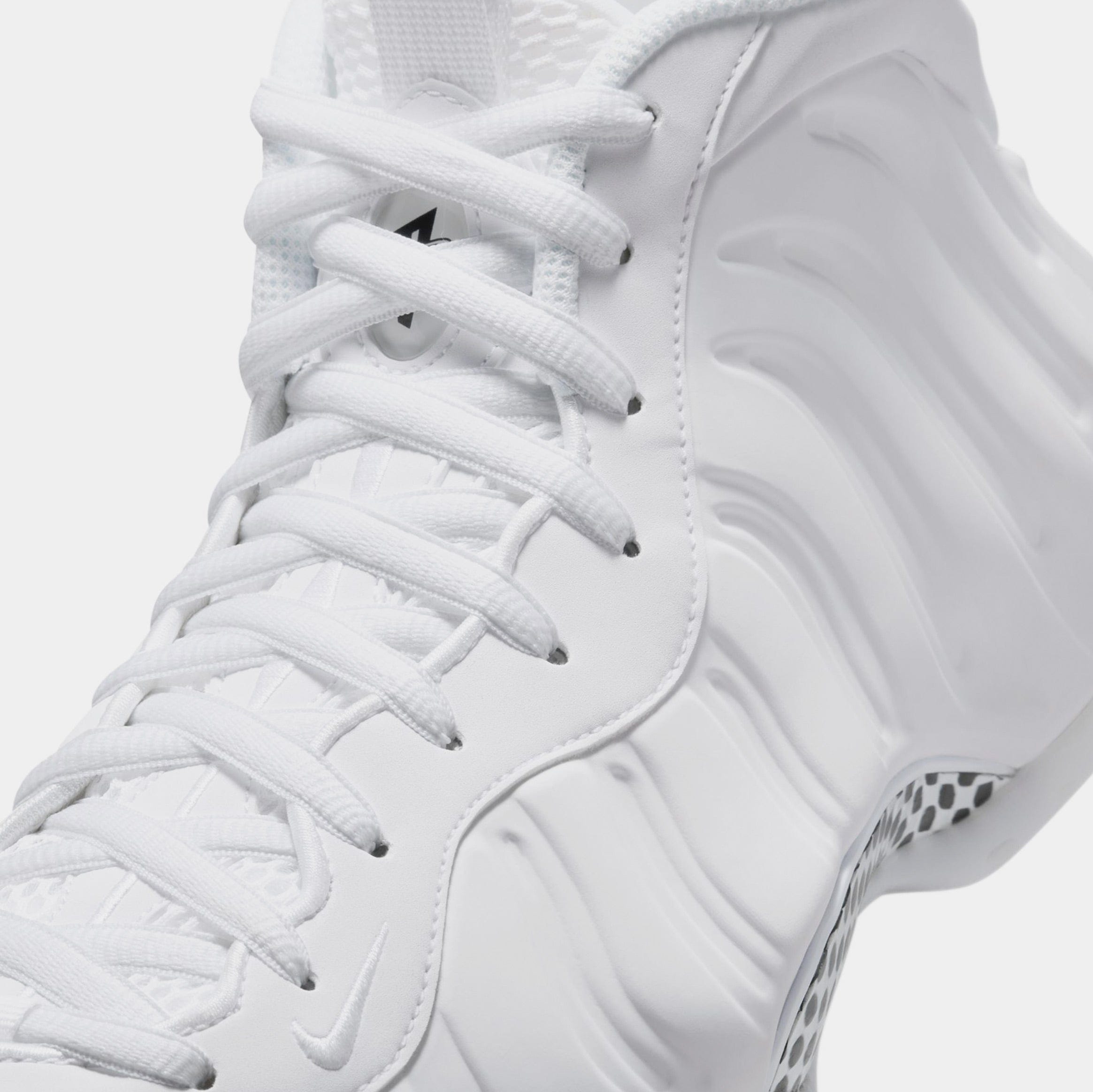 Nike Air Foamposite One Mens Lifestyle Shoes (White/White/White)