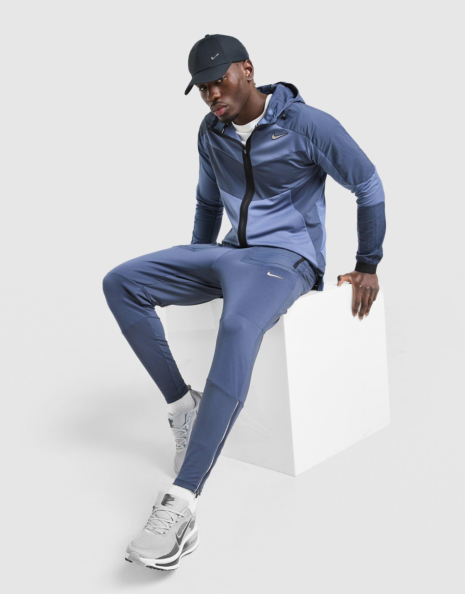 Nike Element Track Pants