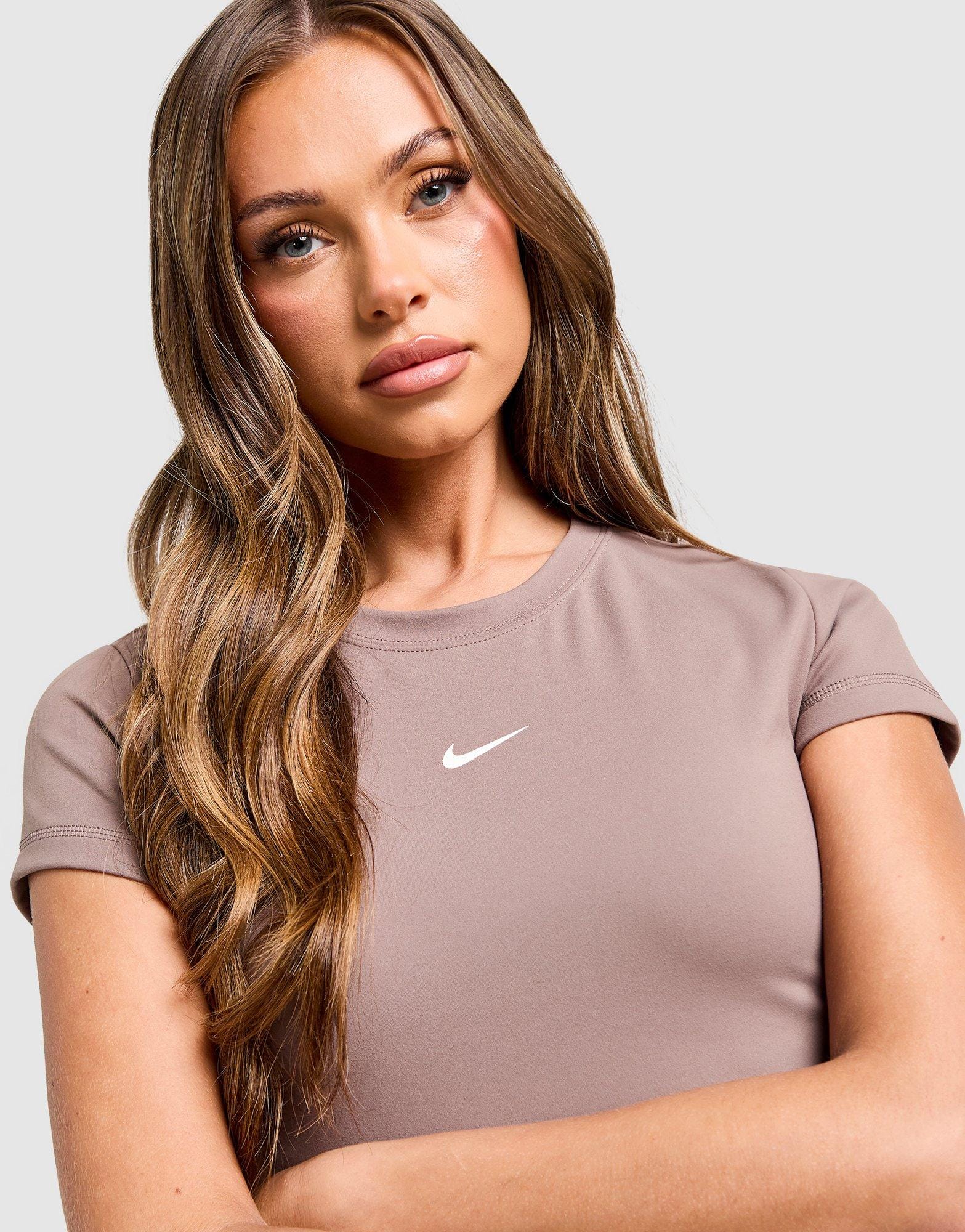 Nike Slim Cropped T - Shirt
