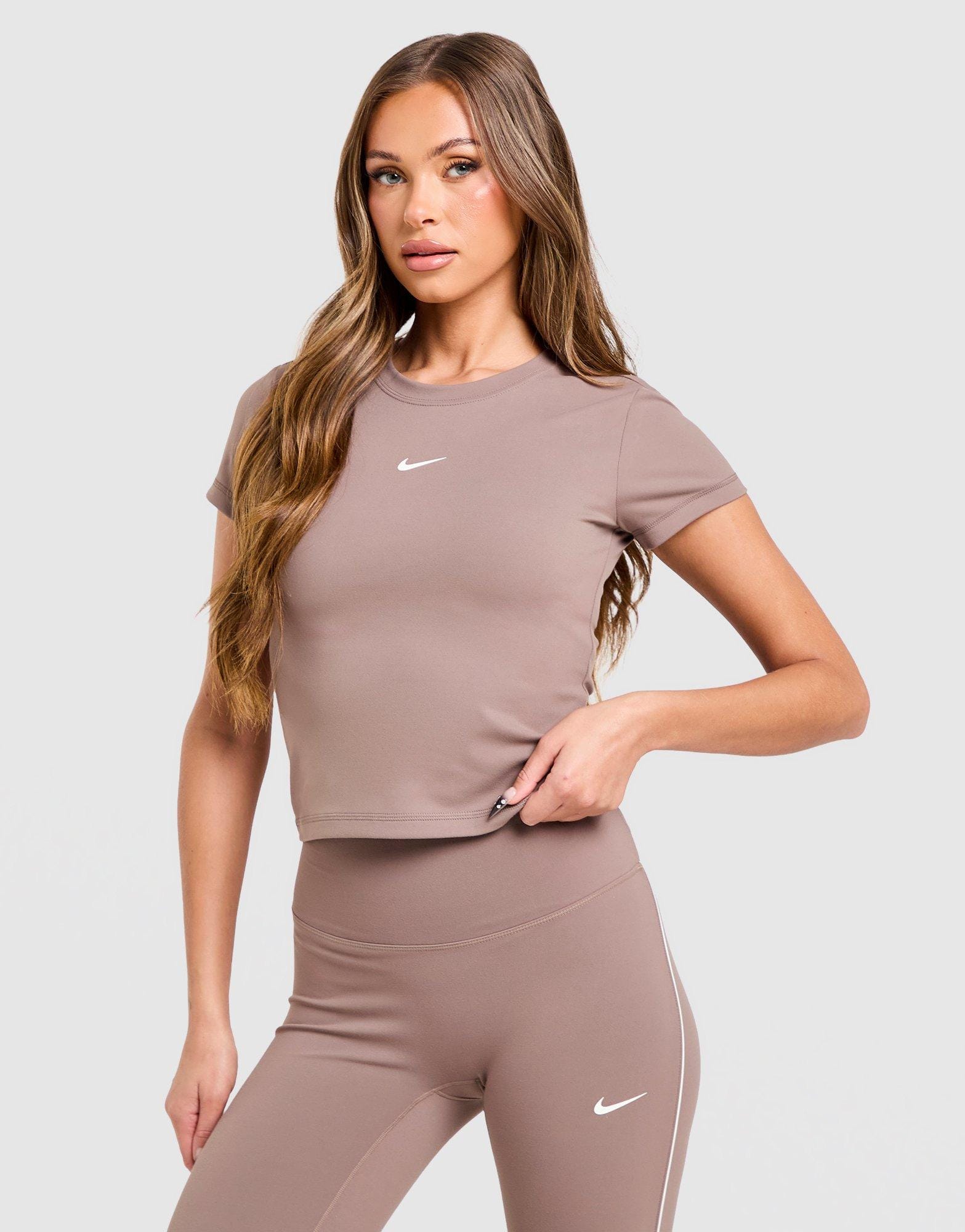 Nike Slim Cropped T - Shirt