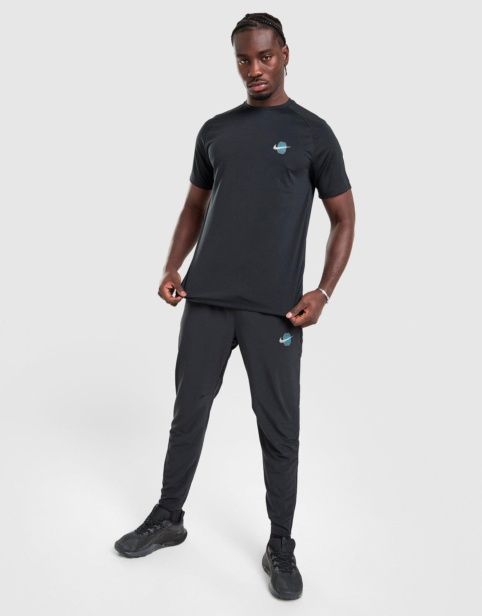 Nike Stride Graphic T - Shirt