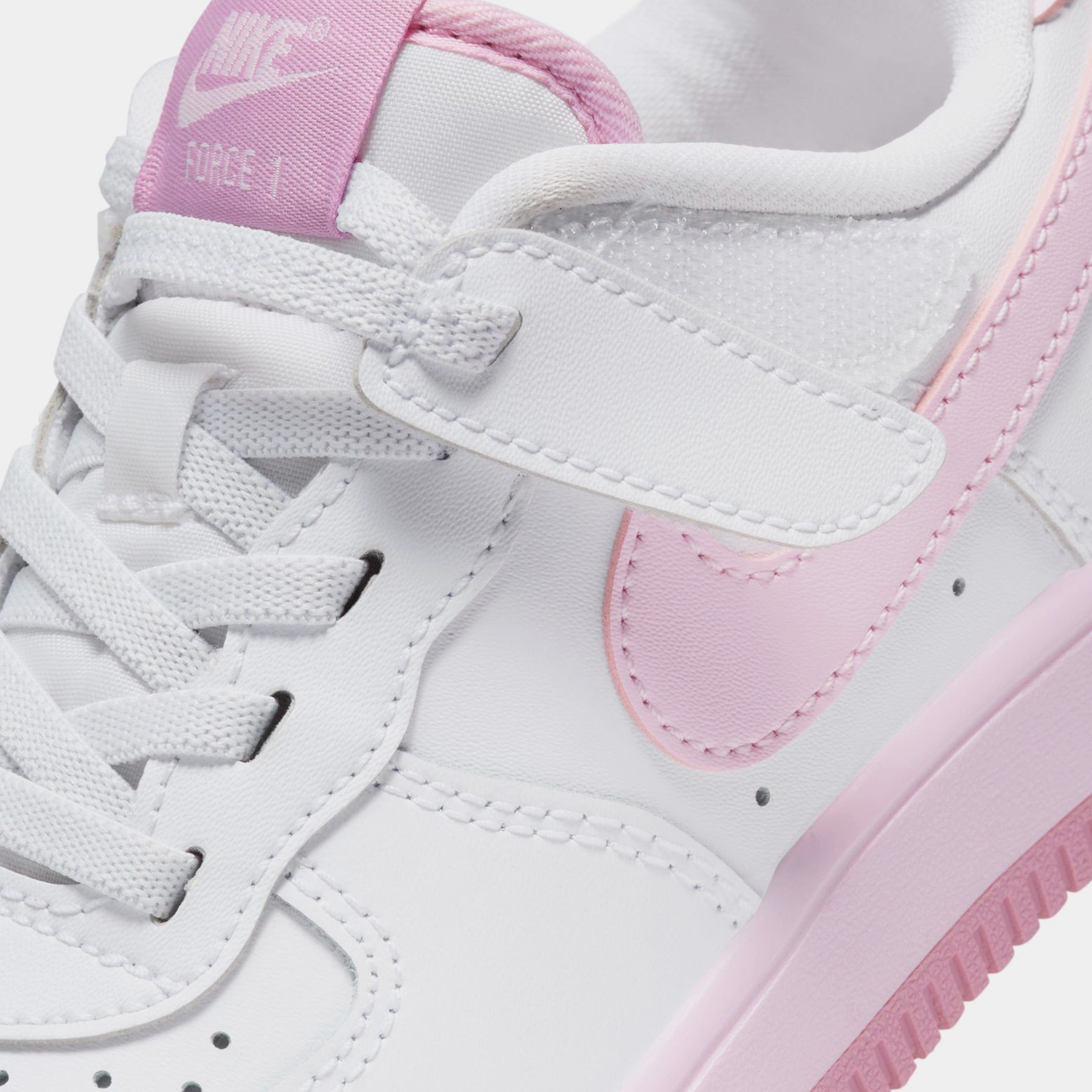 Nike Force 1 Low EasyOn Preschool Lifestyle Shoes (White/Pink Foam/Elemental Pink)