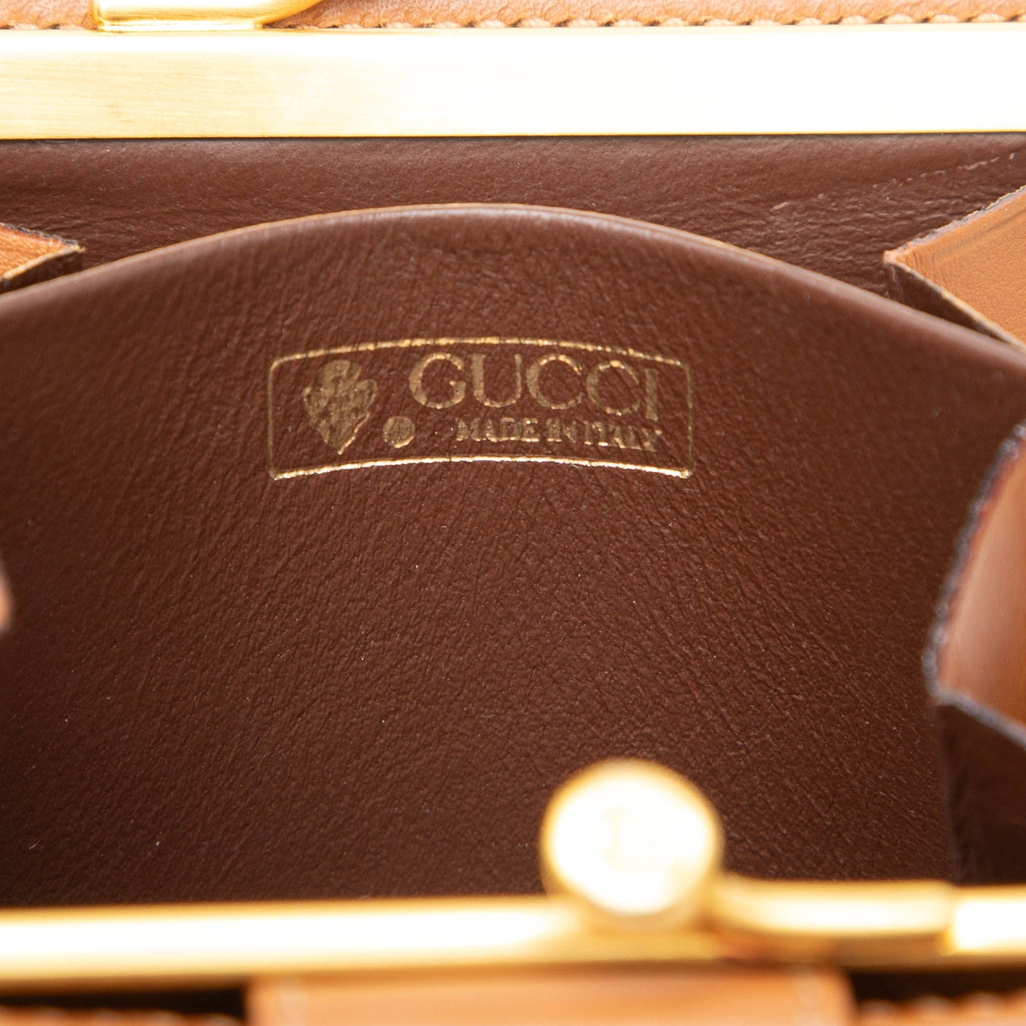 Gucci Nubuck Stirrup Kisslock Wallet