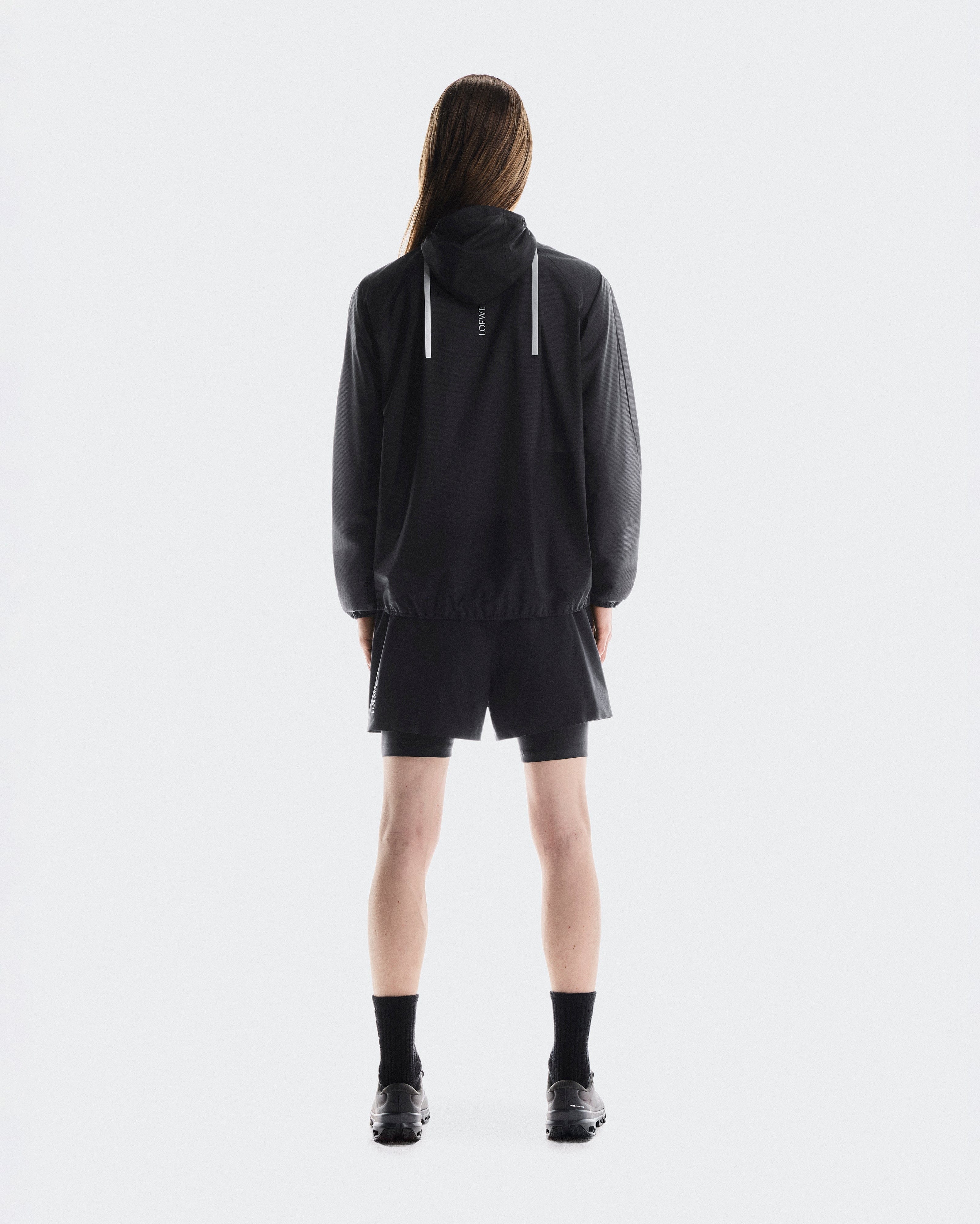 On Running On Ultra Jacket Loewe Black