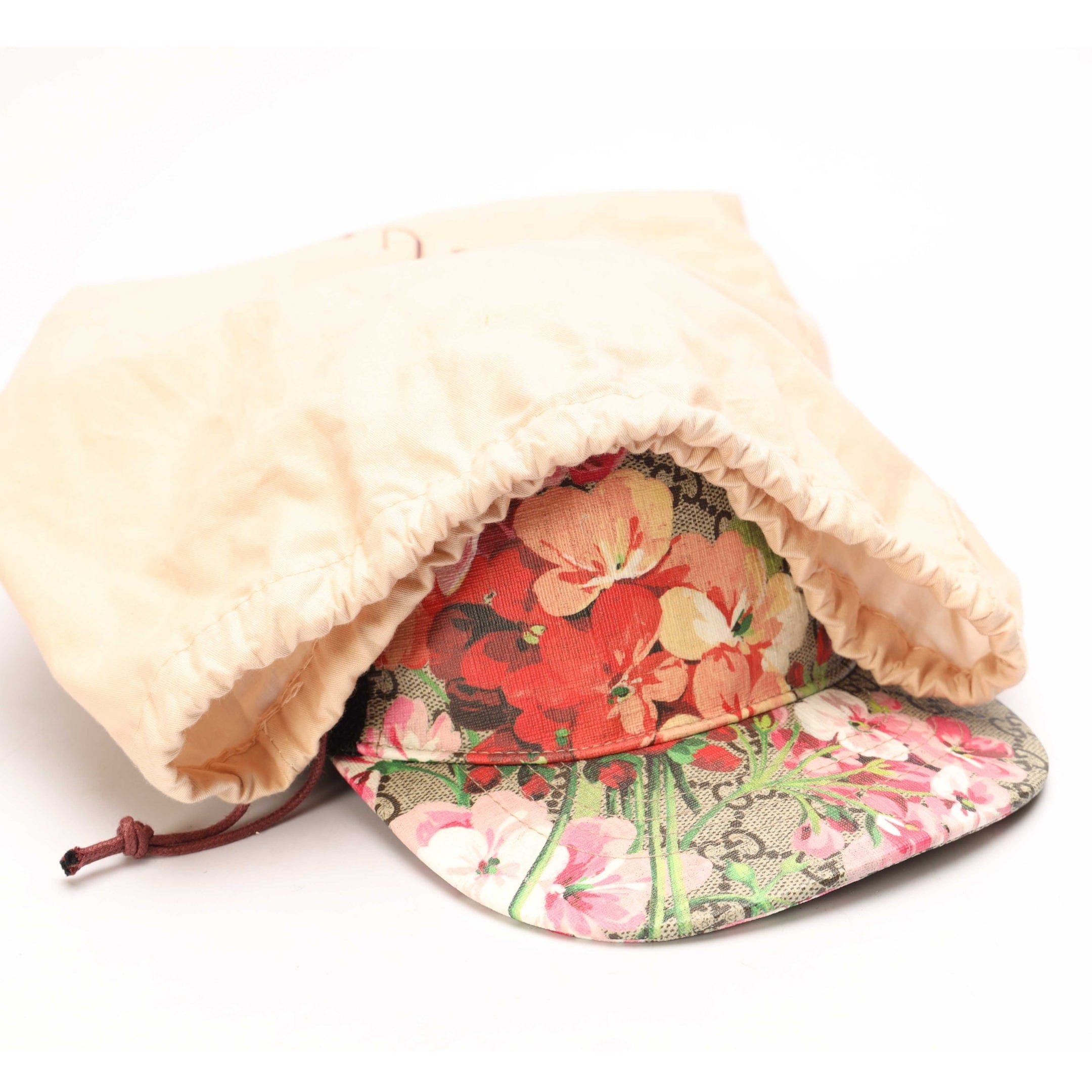 Gucci Beige Blooms Print GG Supreme Baseball Cap