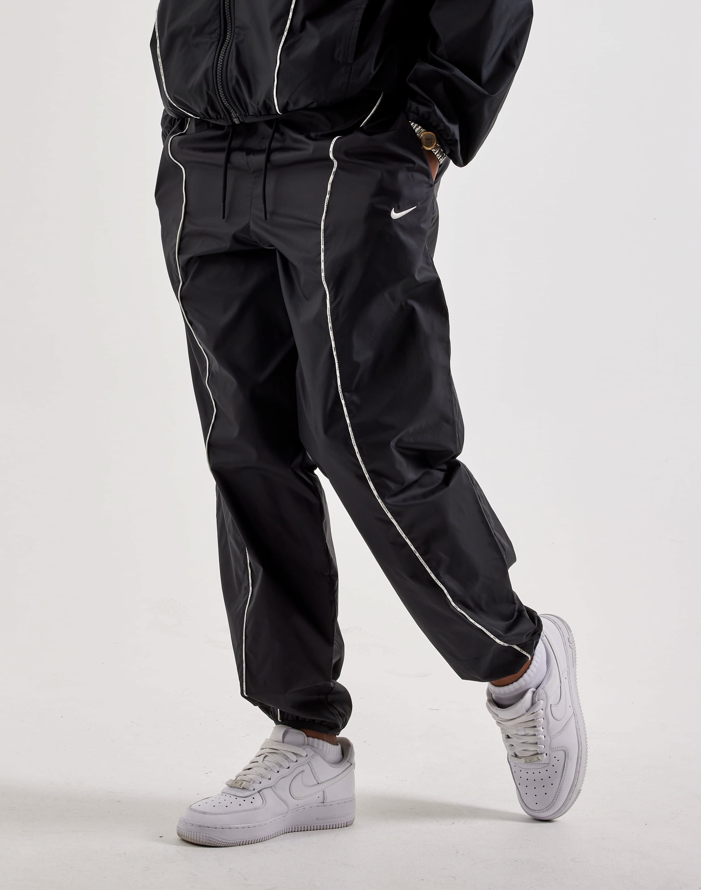 Nike Lightweight Woven Pants