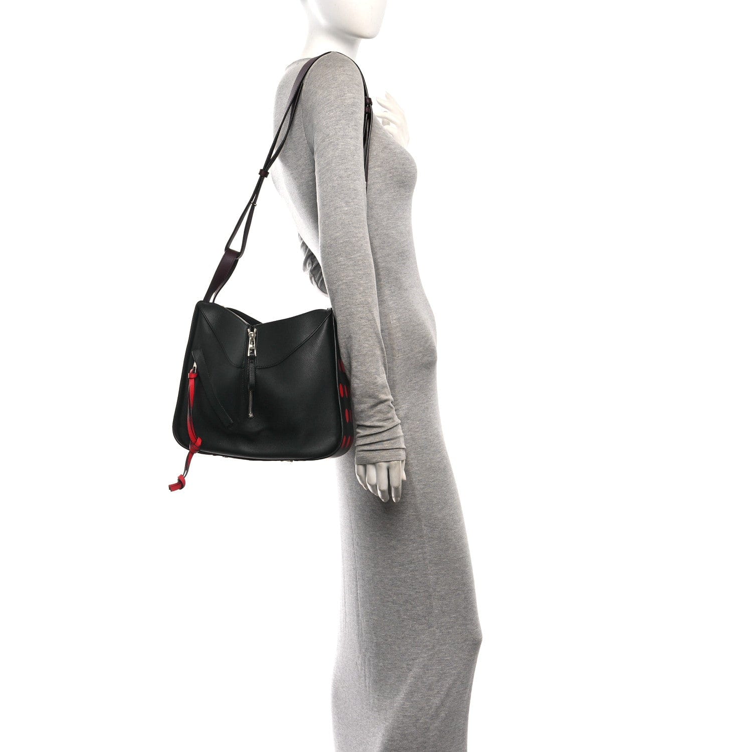 Loewe Calfskin Circle Medium Hammock Shoulder Bag Black Red