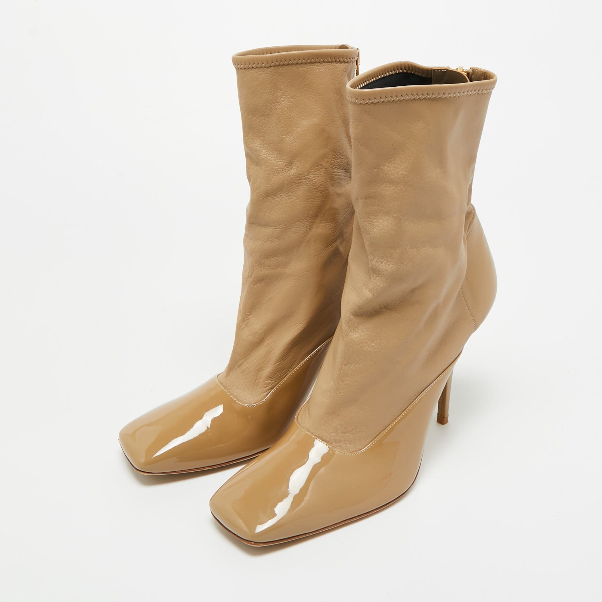 Burberry Beige Leather And Patent Leather Square Toe Ankle Length Boots