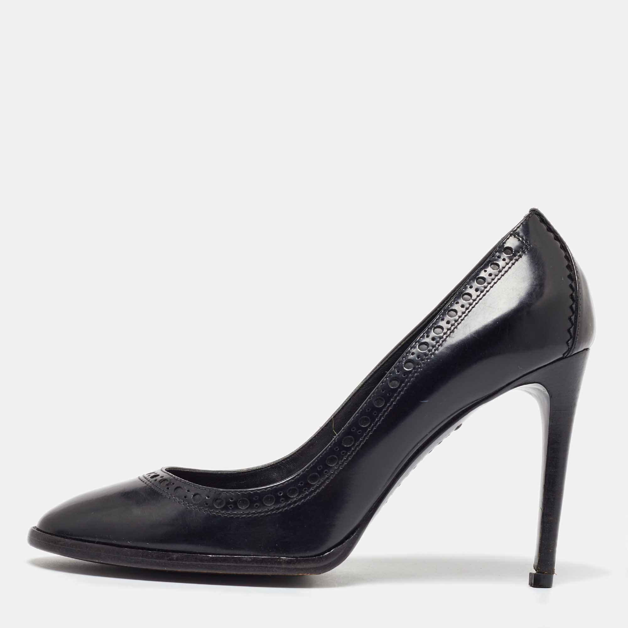 Burberry Black Leather Brogue Pumps