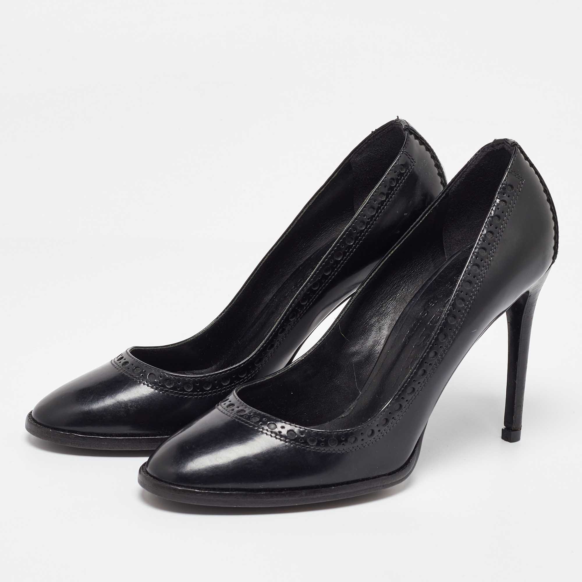 Burberry Black Leather Brogue Pumps