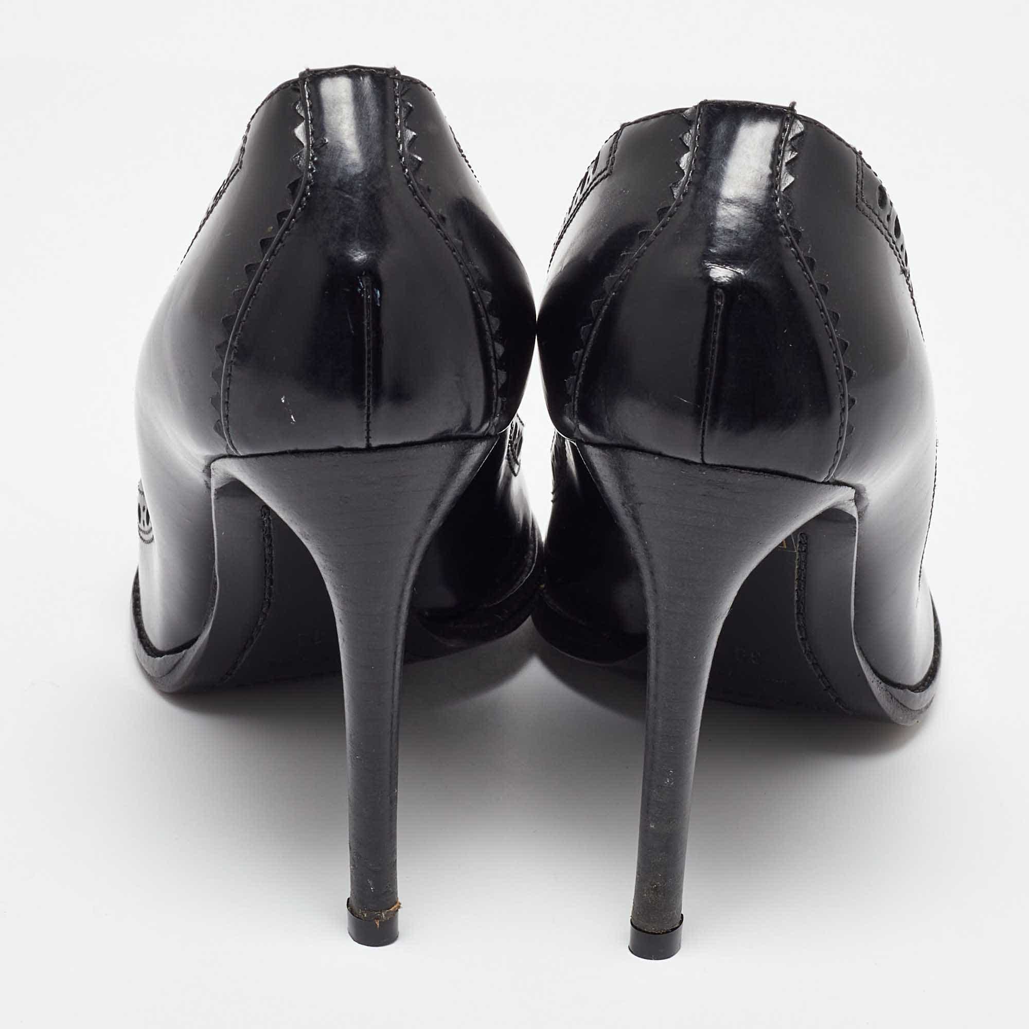 Burberry Black Leather Brogue Pumps