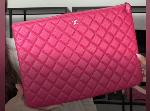 Chanel C26030579 Chanel Pouch Pink Lambskin