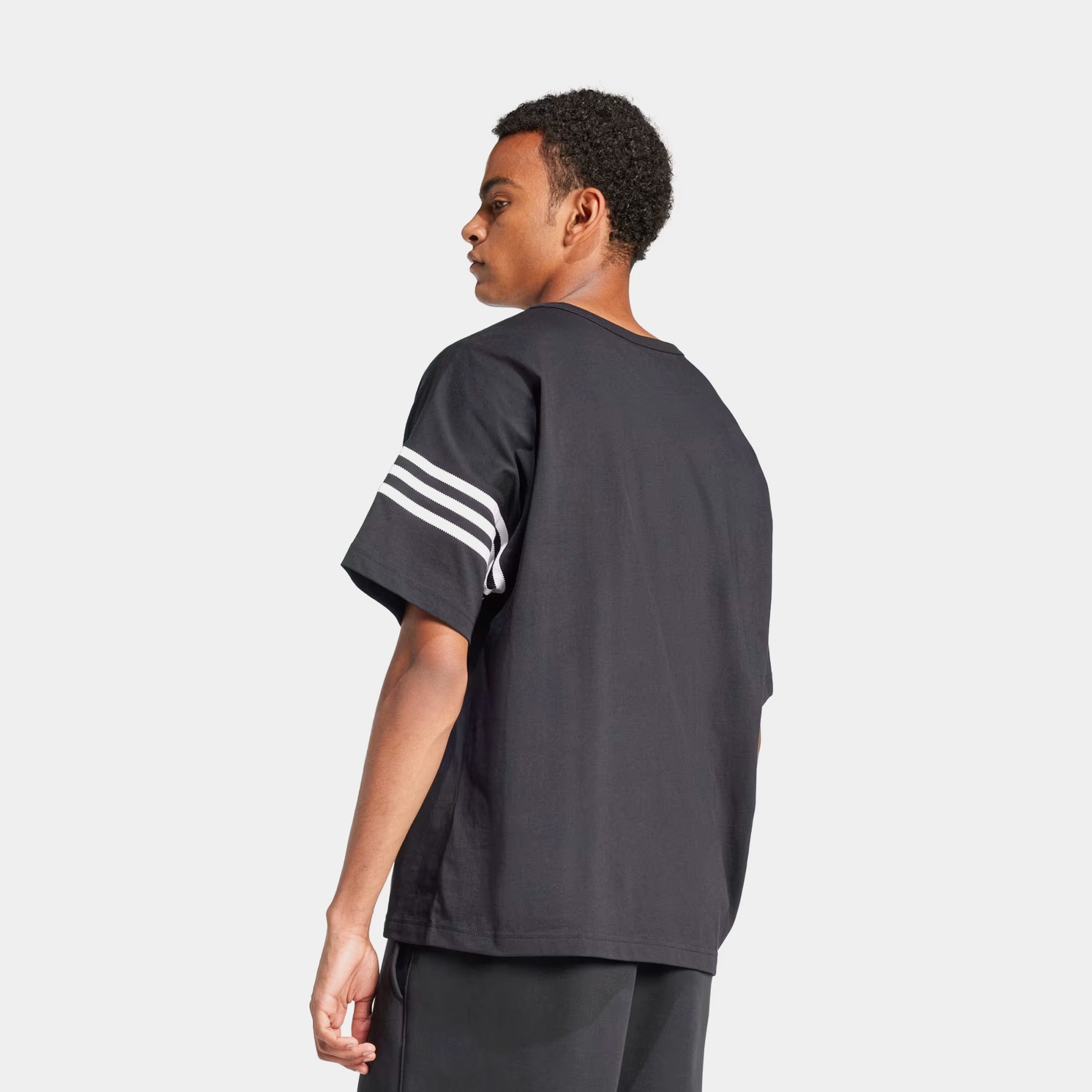 adidas Neuclassics 3 Stripes Mens Short Sleeve Shirt (Black/White)