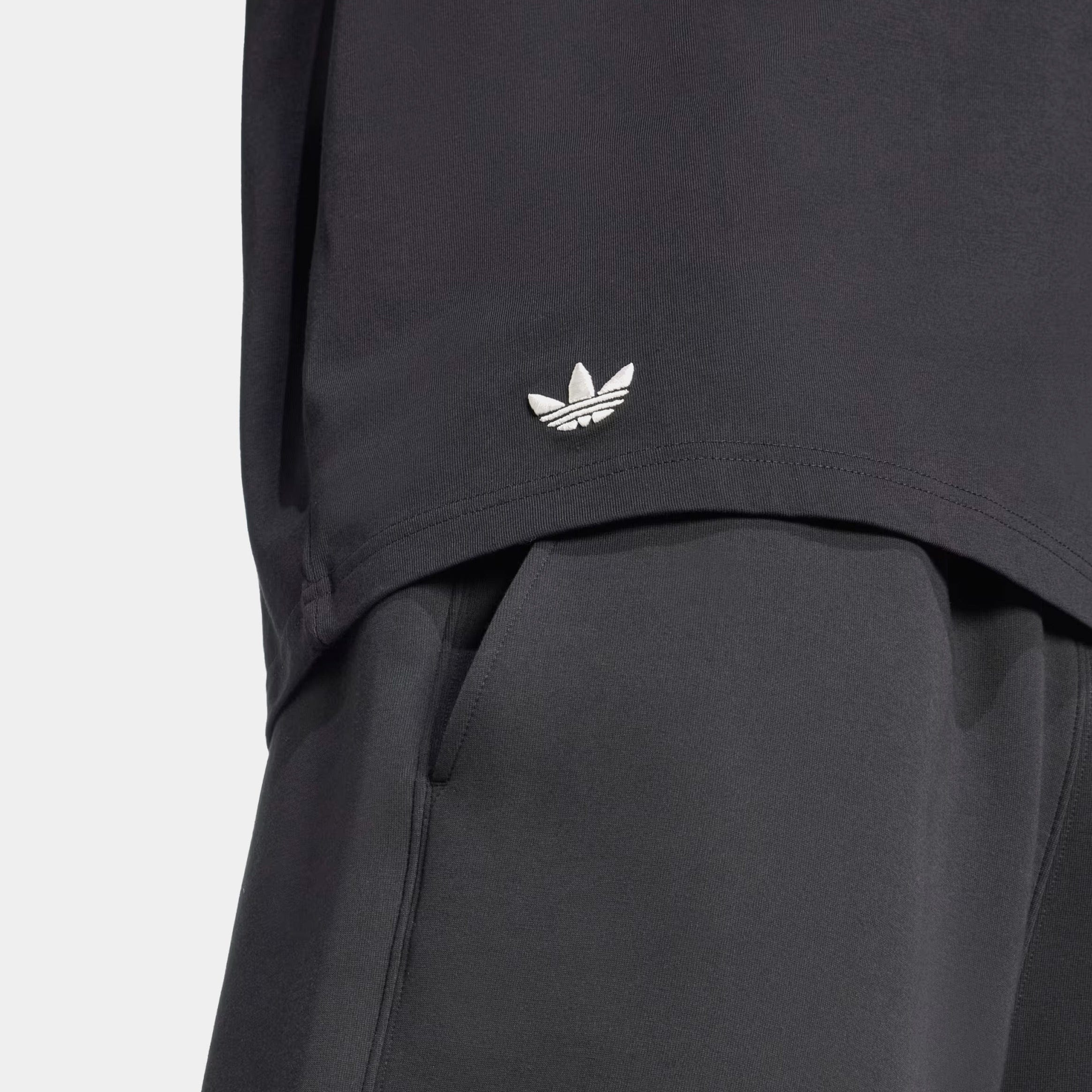 adidas Neuclassics 3 Stripes Mens Short Sleeve Shirt (Black/White)