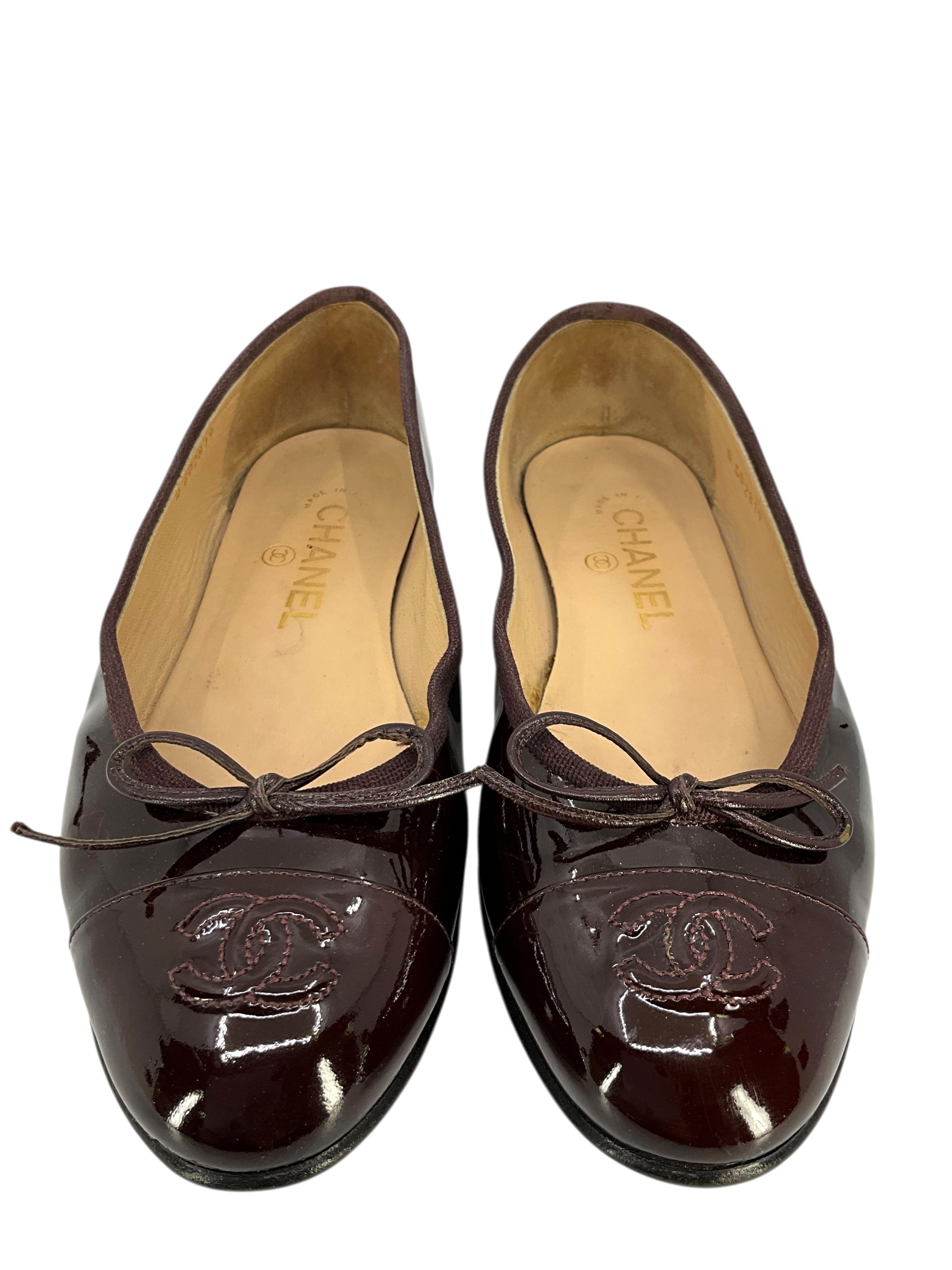 Chanel CC Cap Toe Patent Leather Ballet Flats Size 7.5