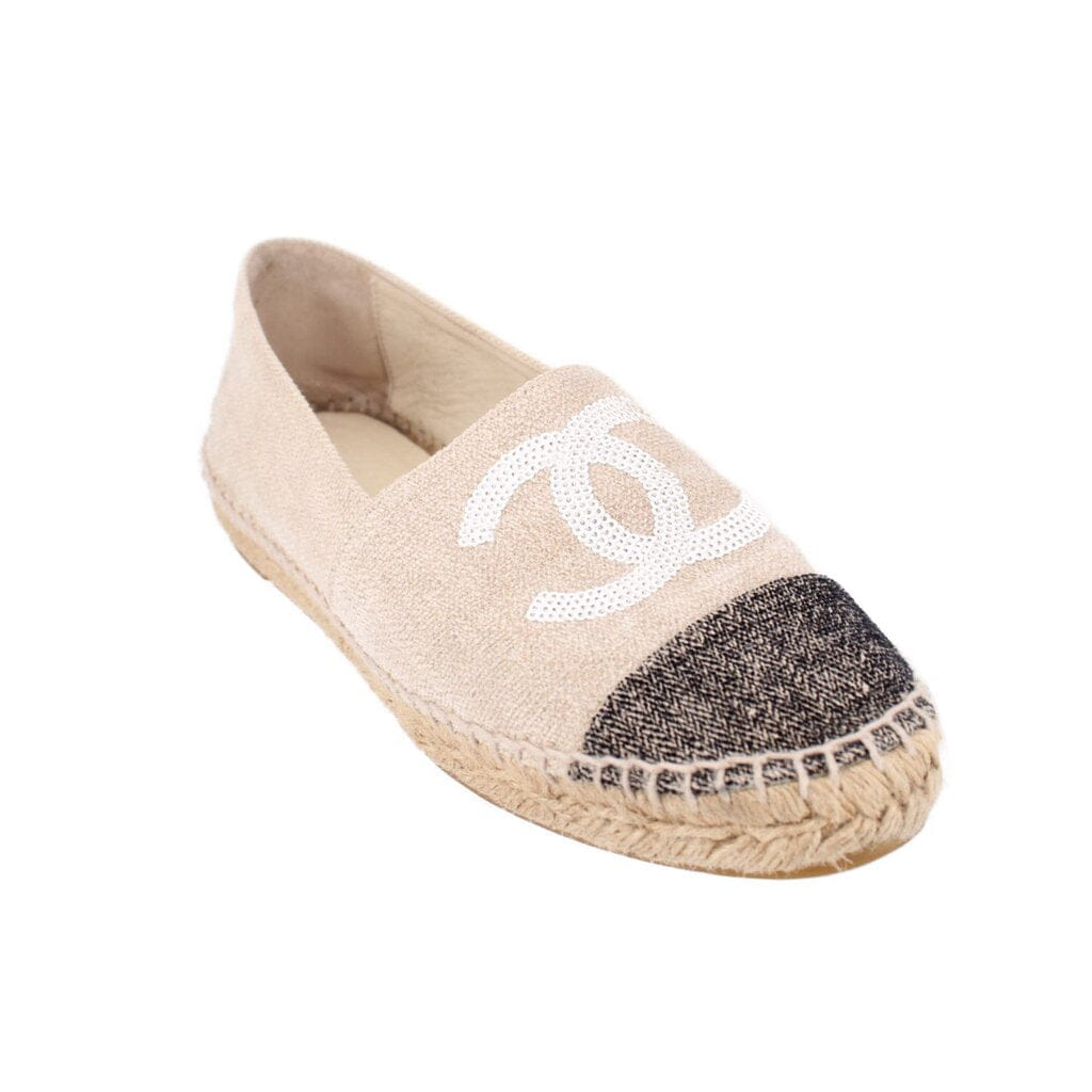 Chanel ESPADRILLE FLATS TAN 9 US