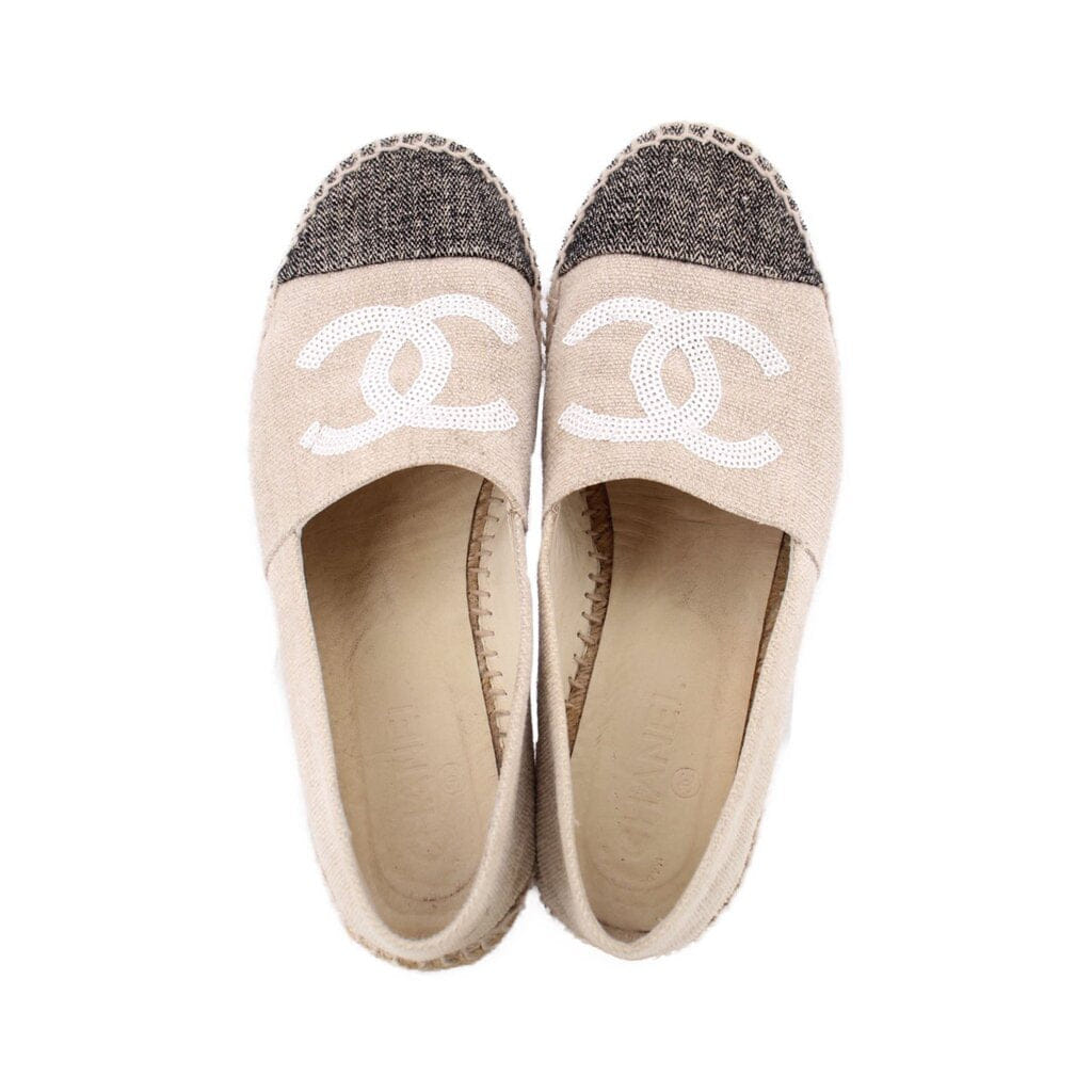 Chanel ESPADRILLE FLATS TAN 9 US