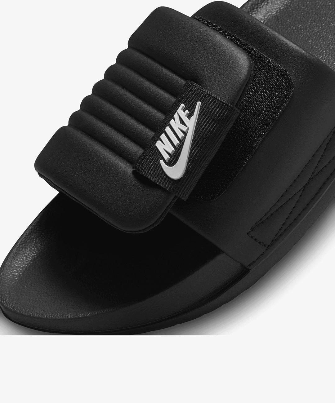 Nike | OFFCOURT ADJUST { BLACK/BLACK/WHITE