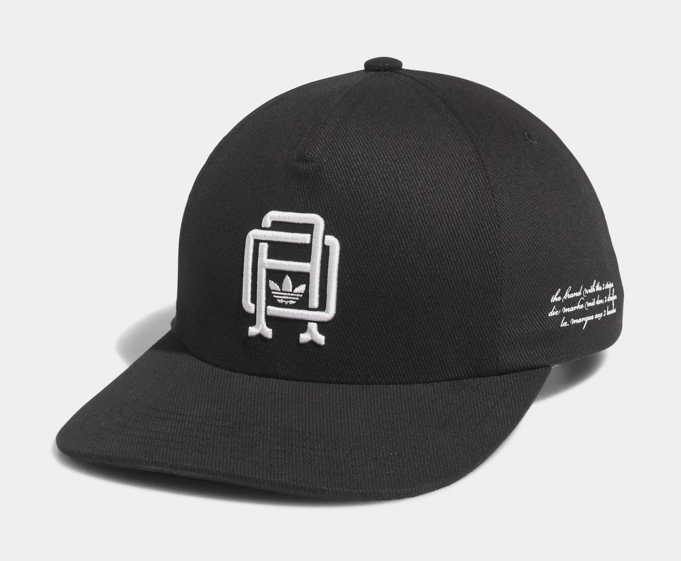 adidas Collegiate Crest 5 Panel Mens Hat (Black/White)