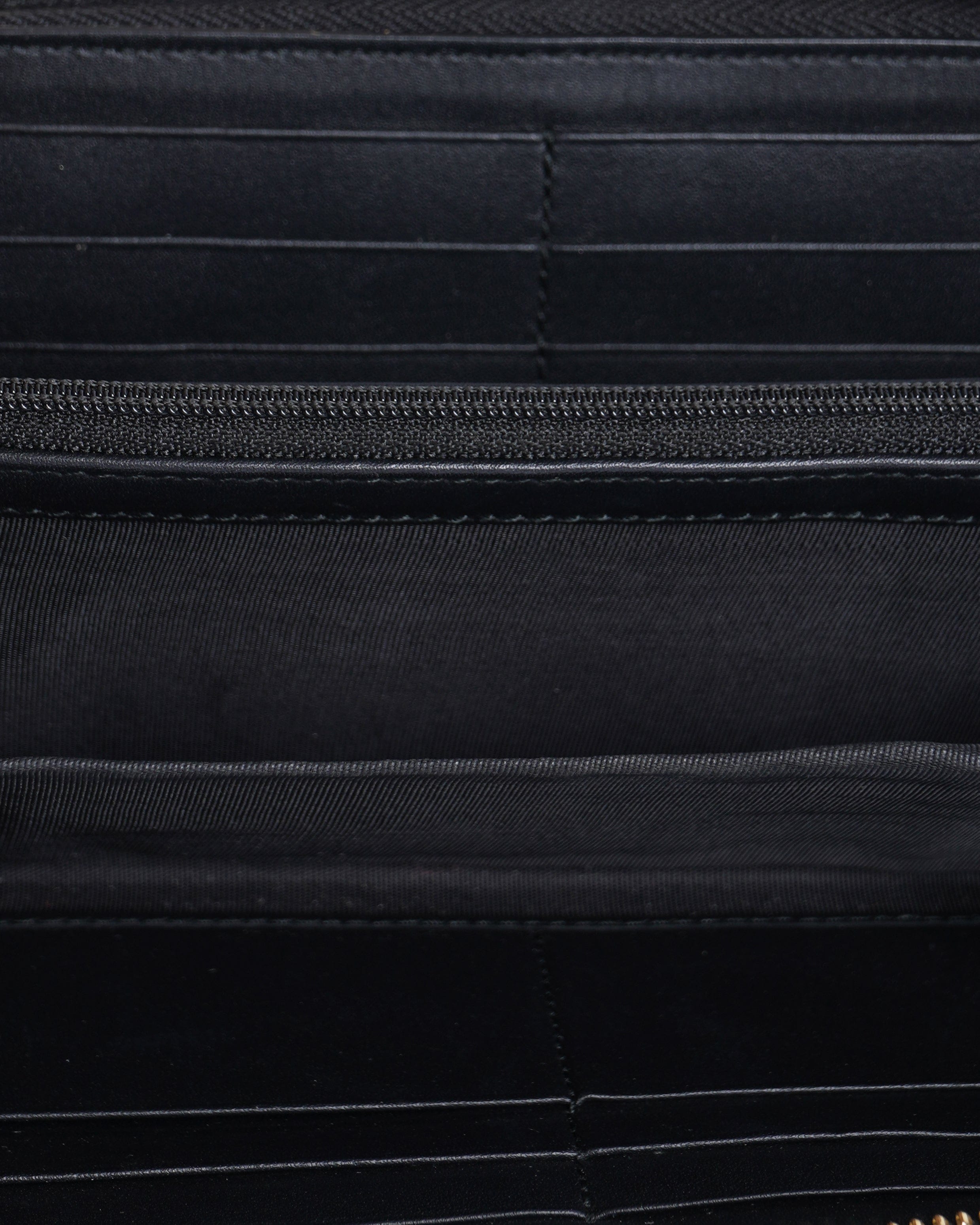 Gucci gg supreme bee bifold long wallet