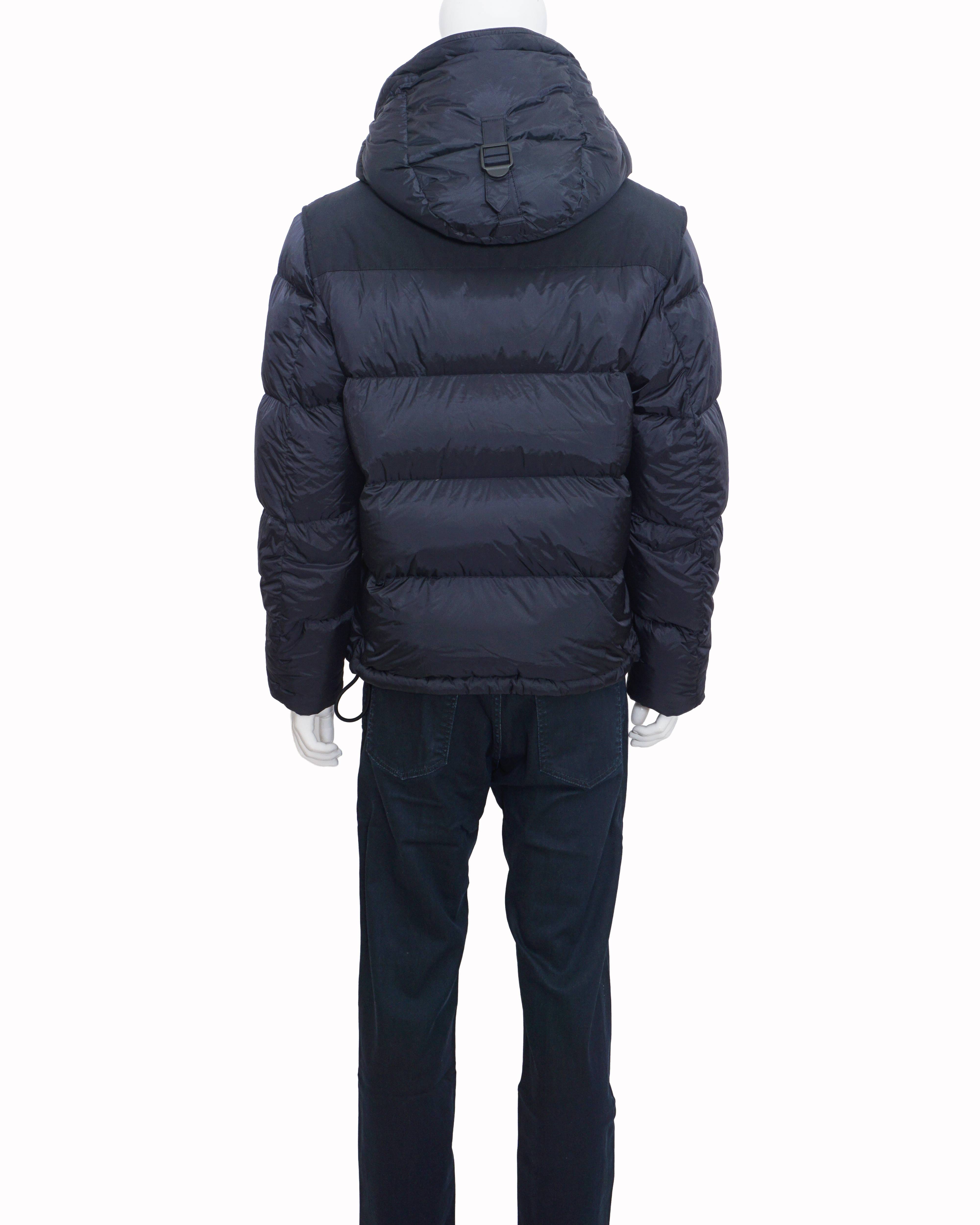 Burberry Leeds Navy Convertible Detachable Sleeve Down Jacket