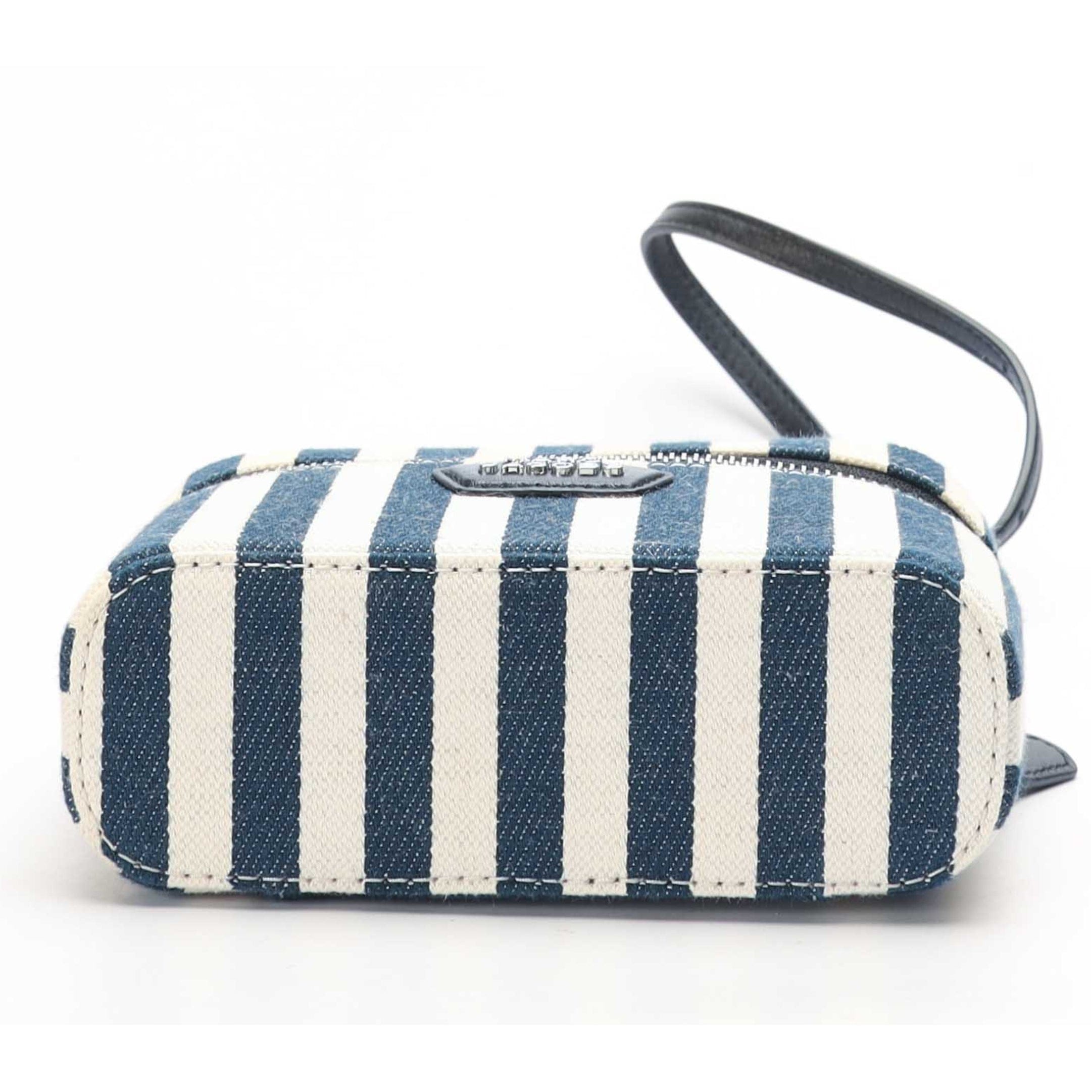 Marc Jacobs The E/W Everyday Vanity Logo Sling Bag