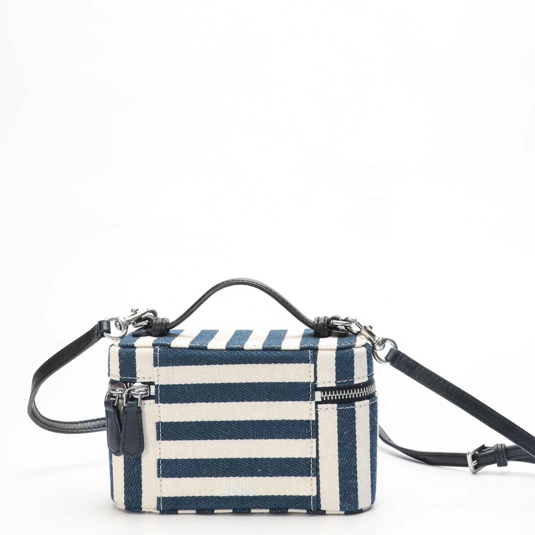 Marc Jacobs The E/W Everyday Vanity Logo Sling Bag