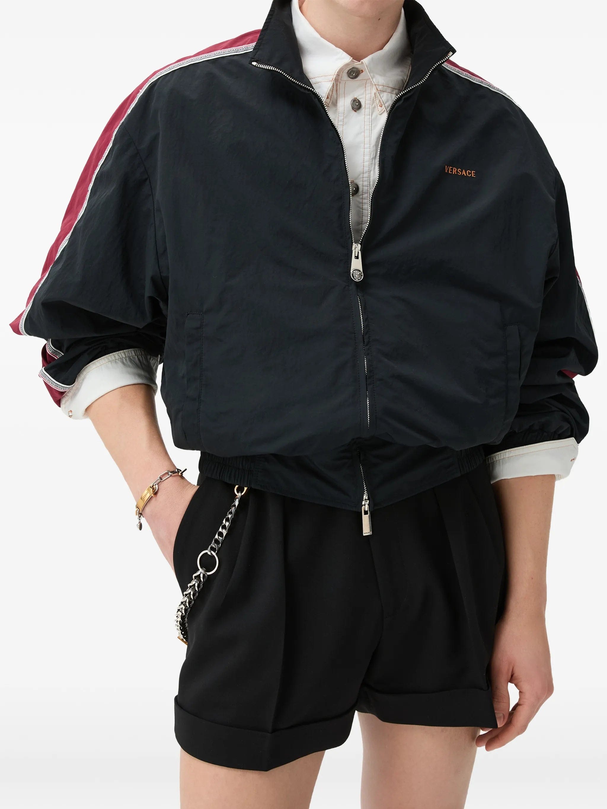 Versace logo - motif Greca - detail jacket