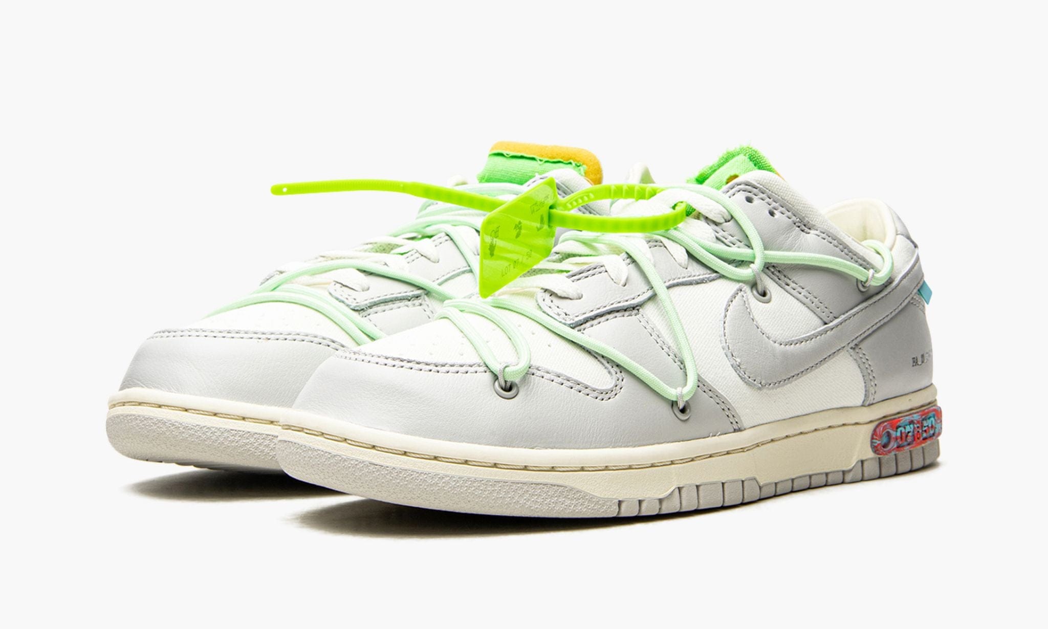 Off - White x Nike Dunk Low Lot 7/50