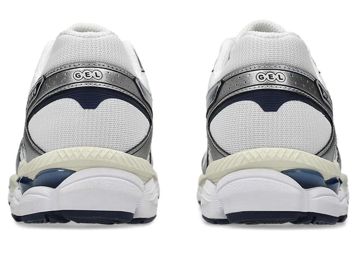 ASICS GEL - CUMULUS 16 White/Midnight Style: 1203A733 - 103