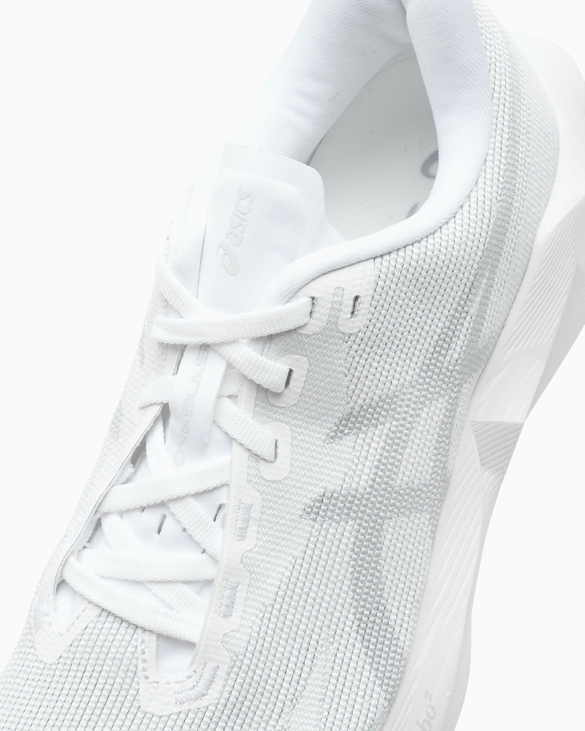 ASICS Novablast 6